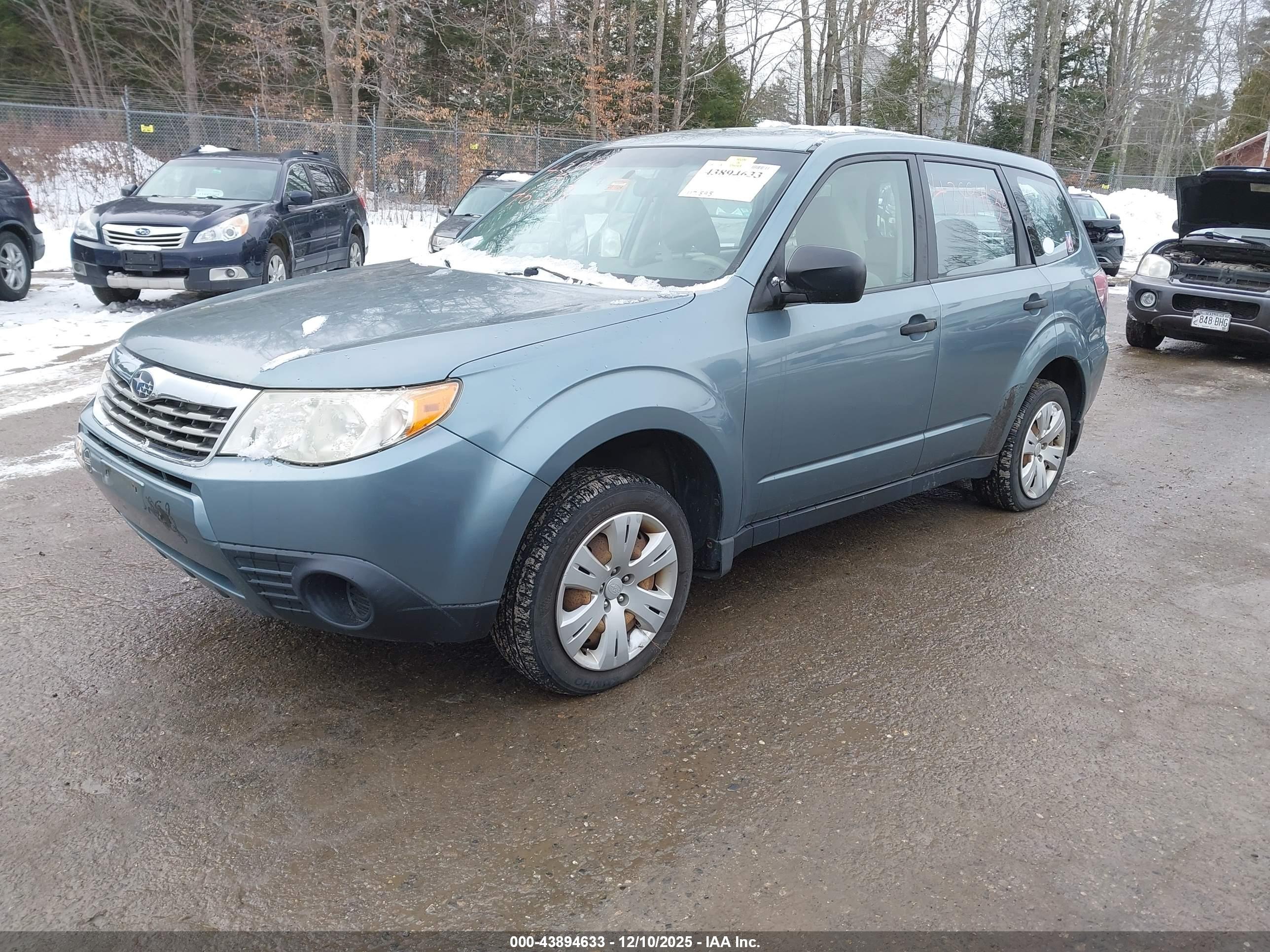 SUBARU FORESTER image 2