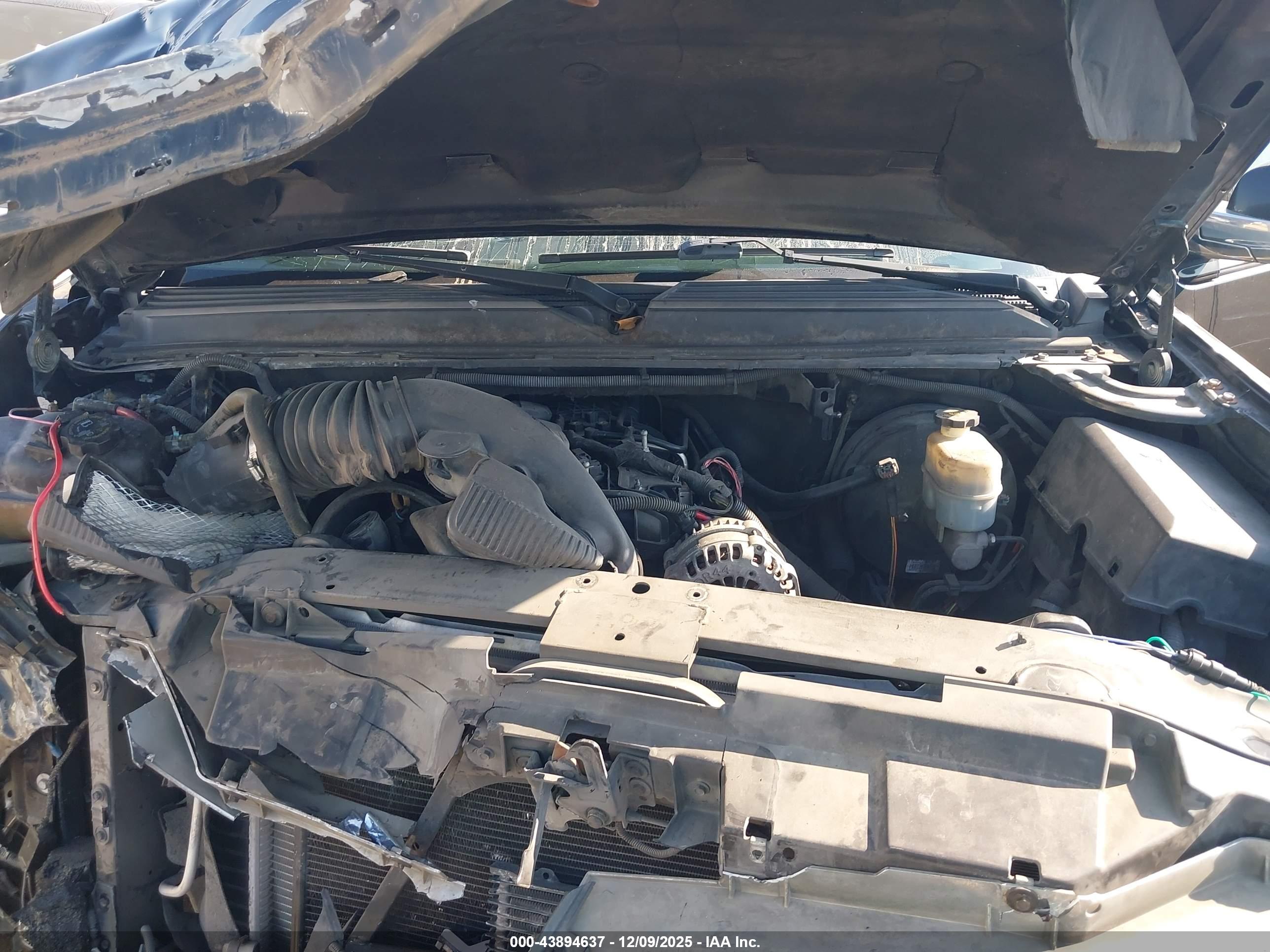 CADILLAC ESCALADE image 10