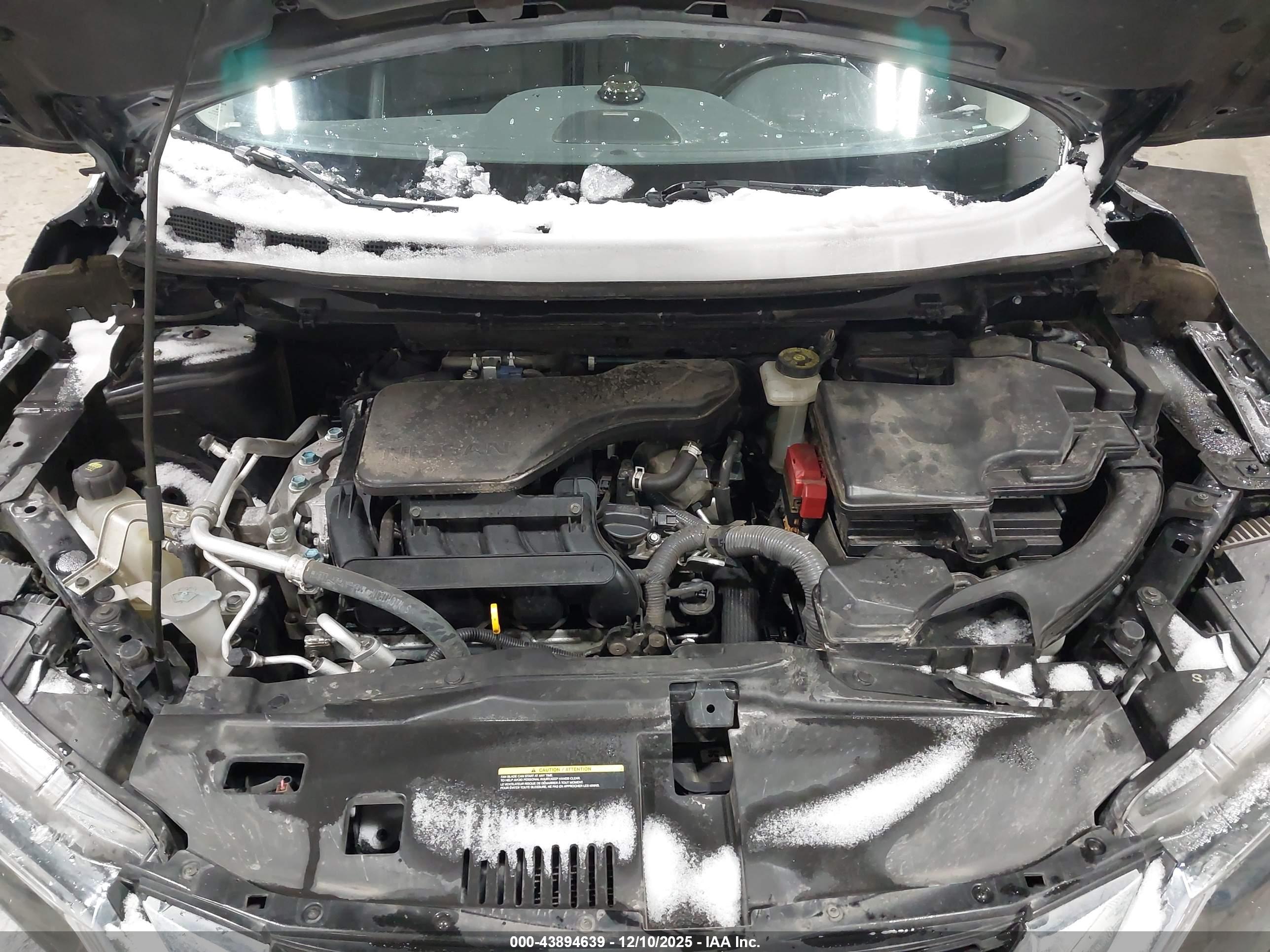 NISSAN ROGUE image 10