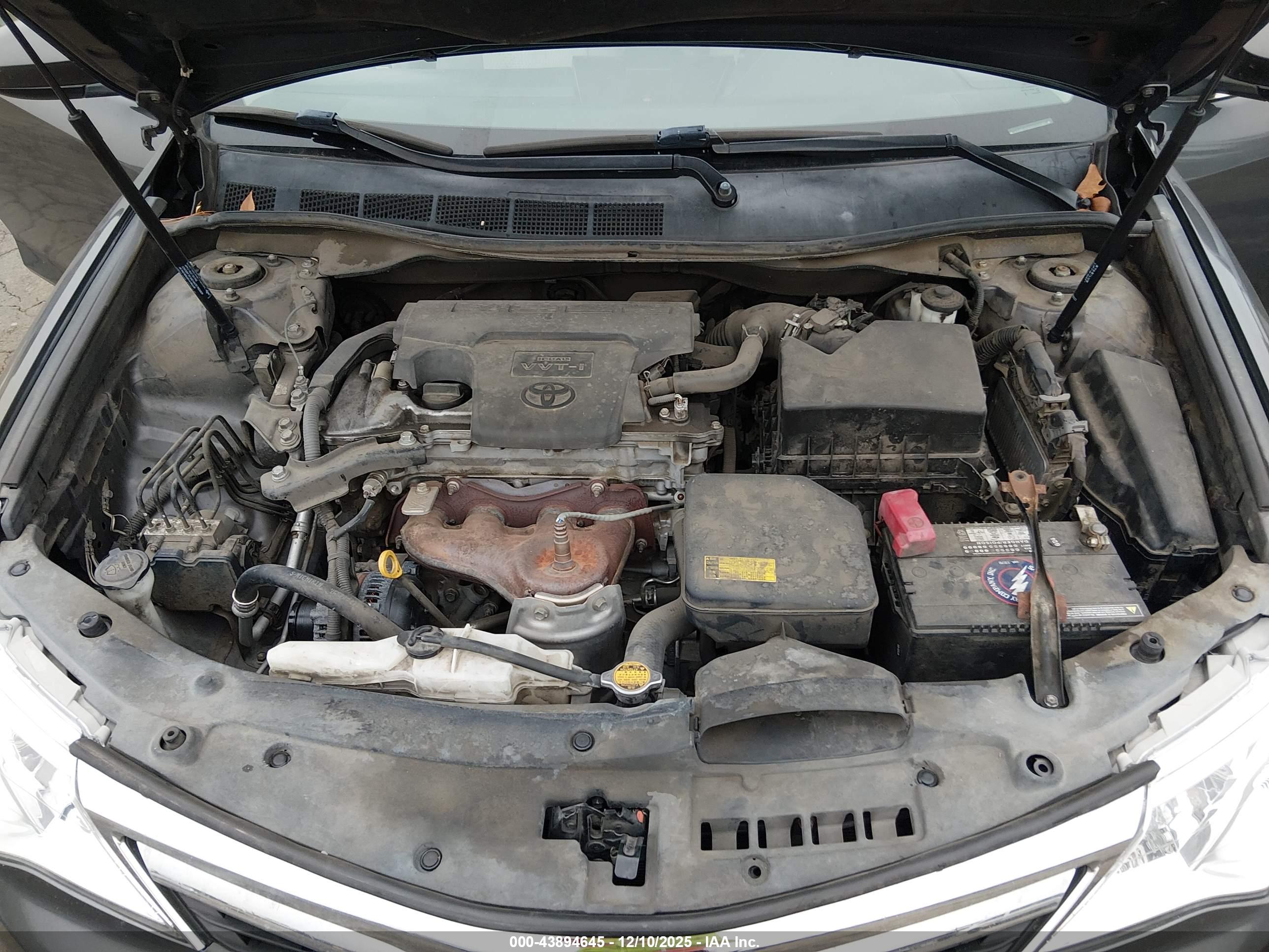 TOYOTA CAMRY image 10