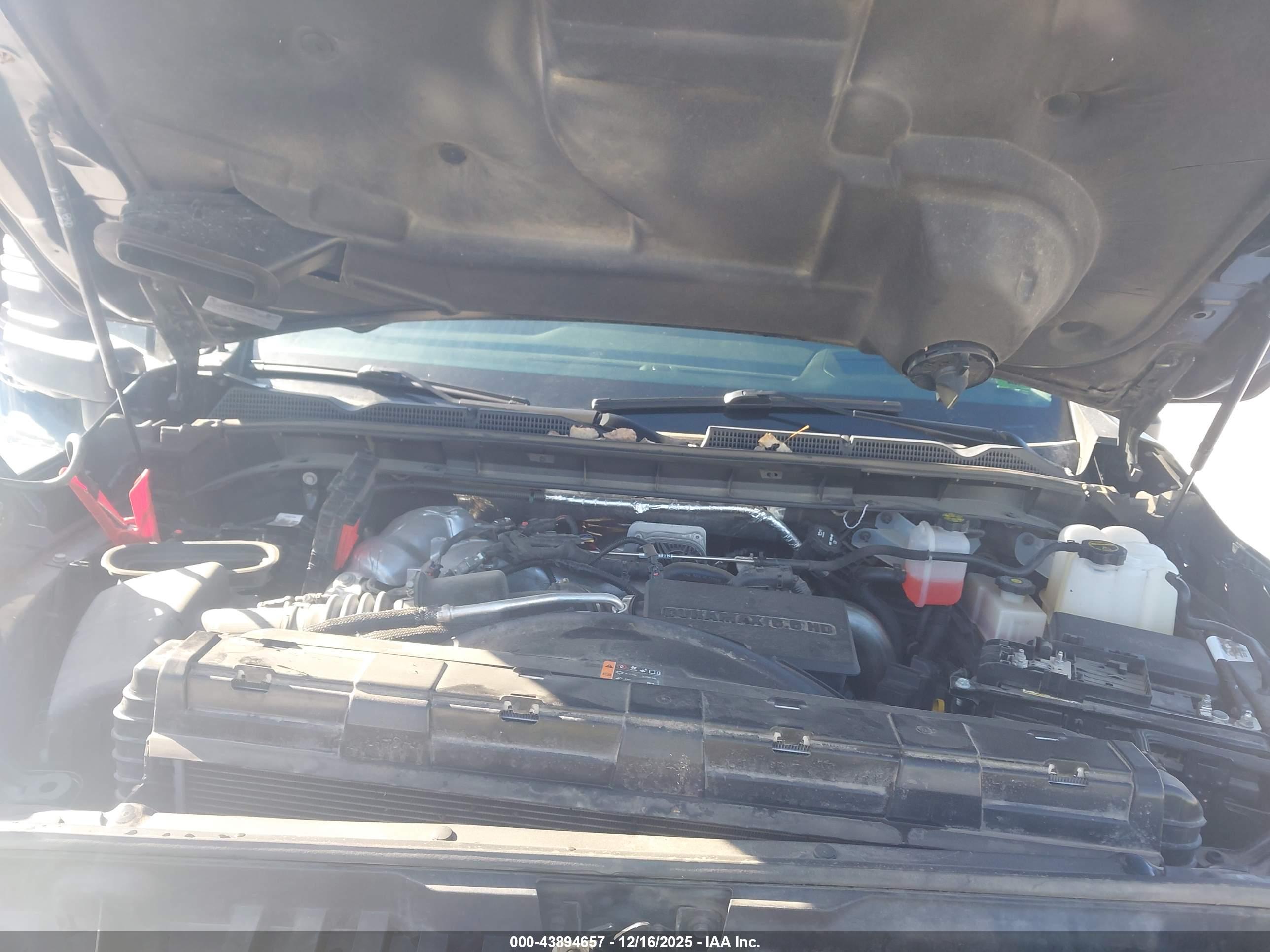 GMC SIERRA image 10
