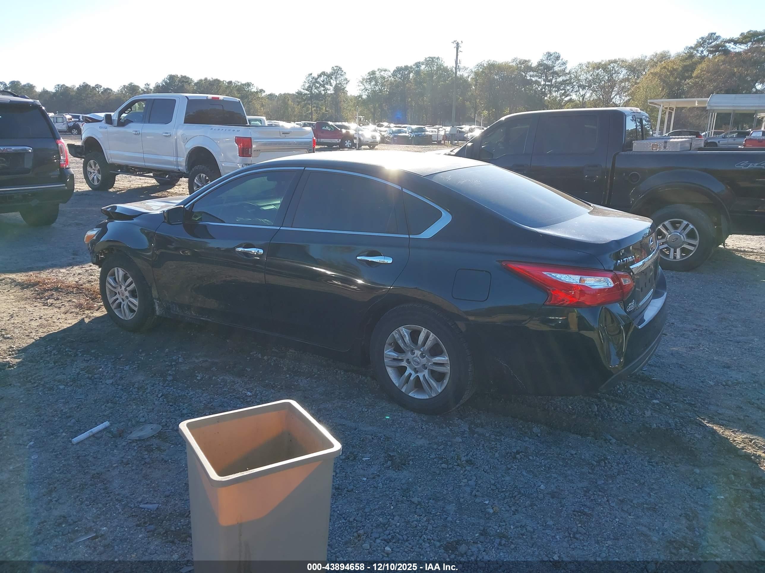 NISSAN ALTIMA image 3