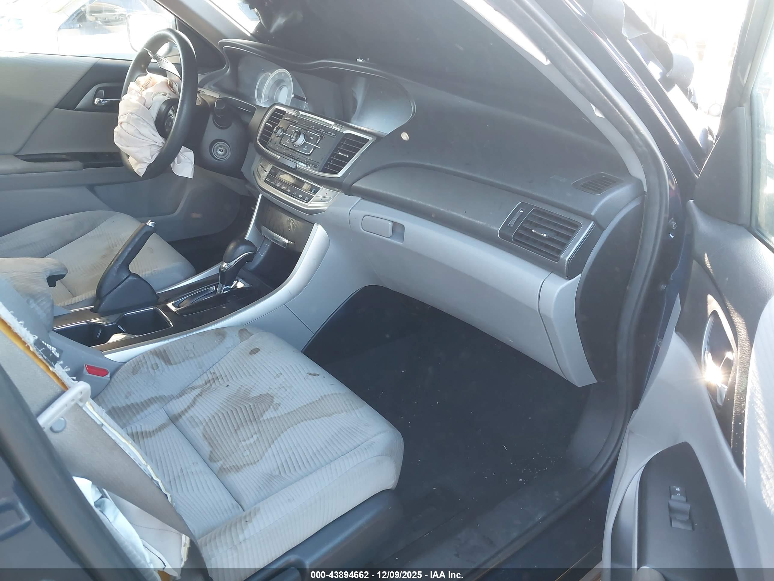 HONDA ACCORD image 5