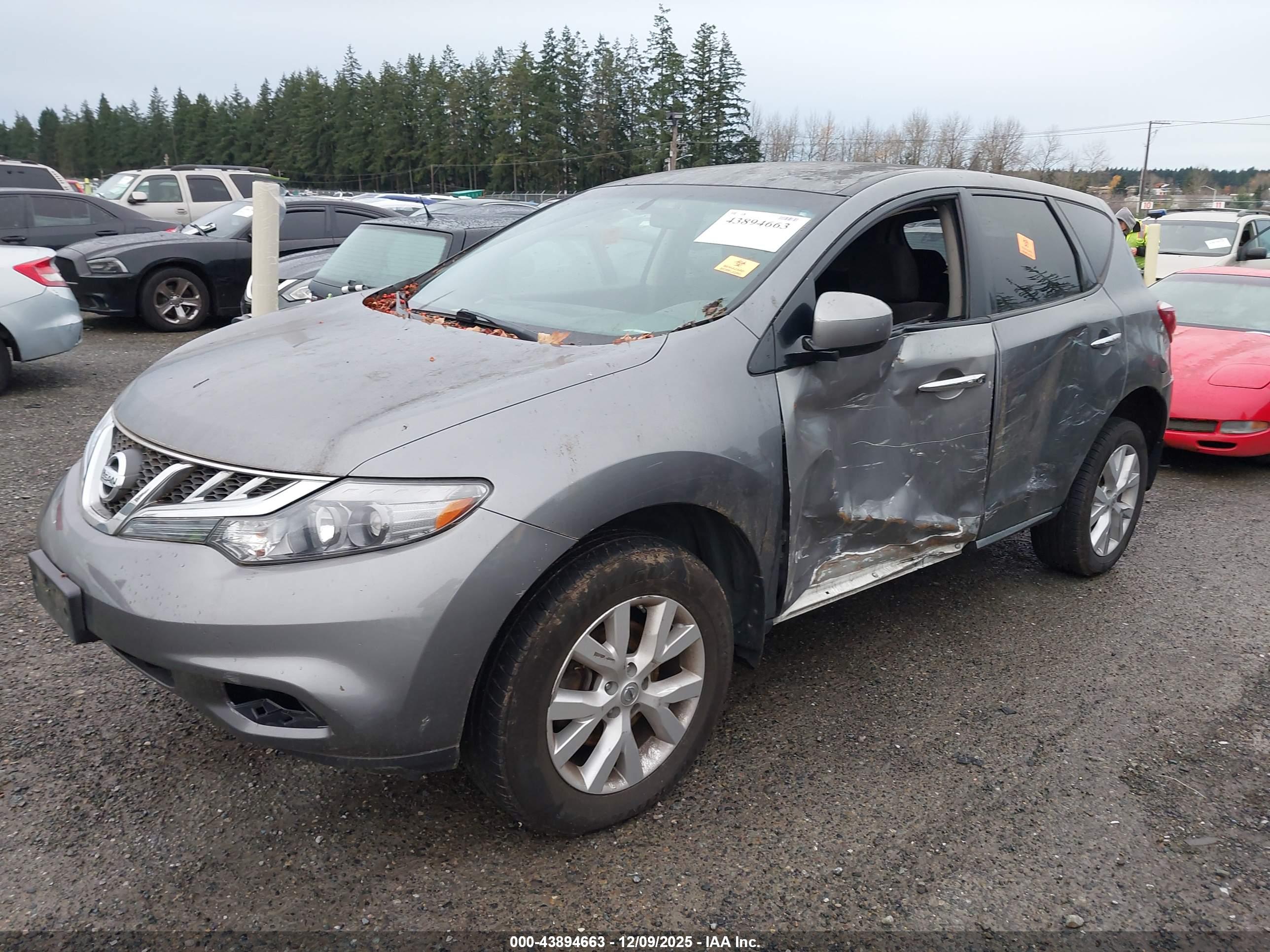NISSAN MURANO image 2