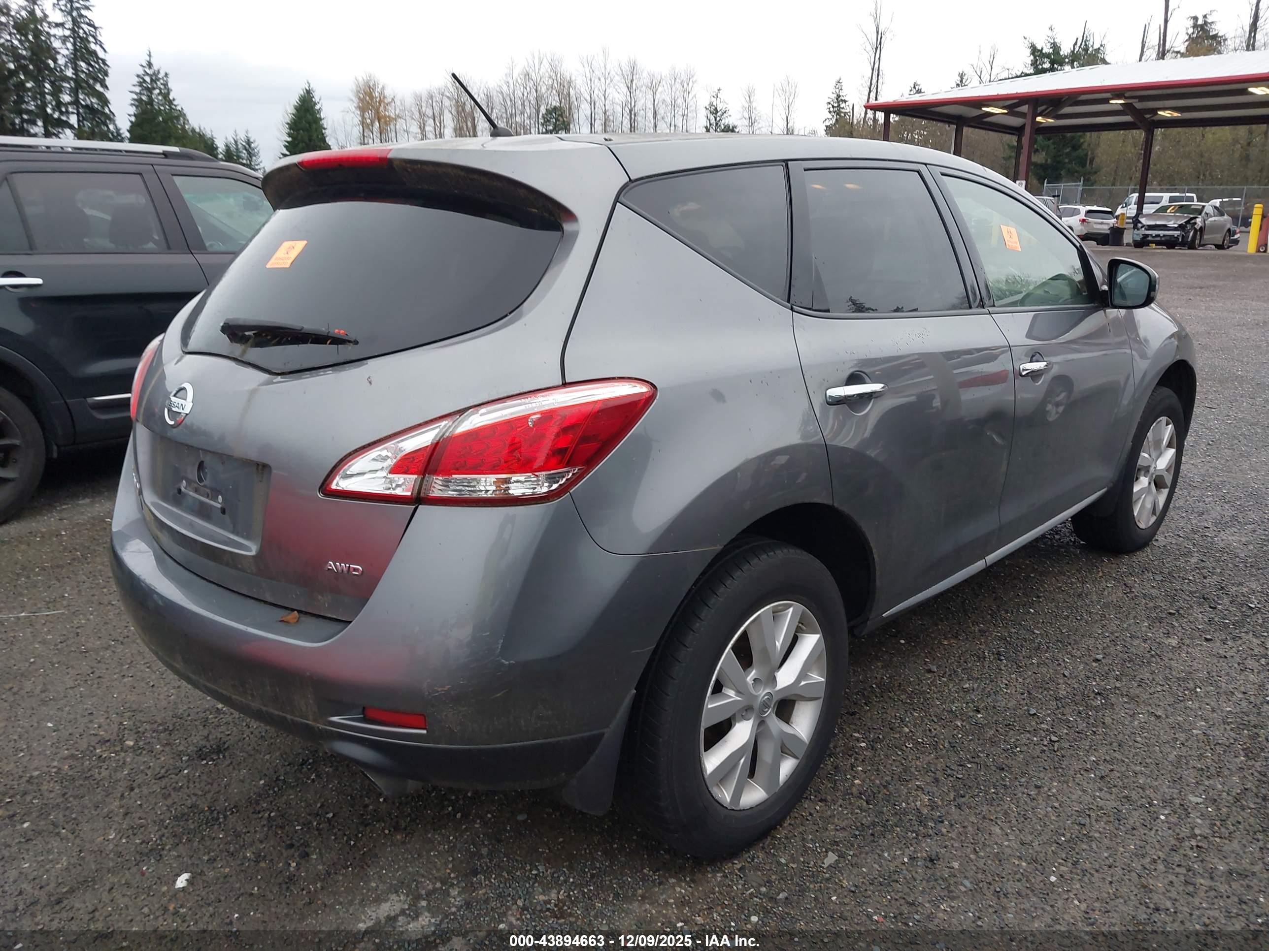 NISSAN MURANO image 4