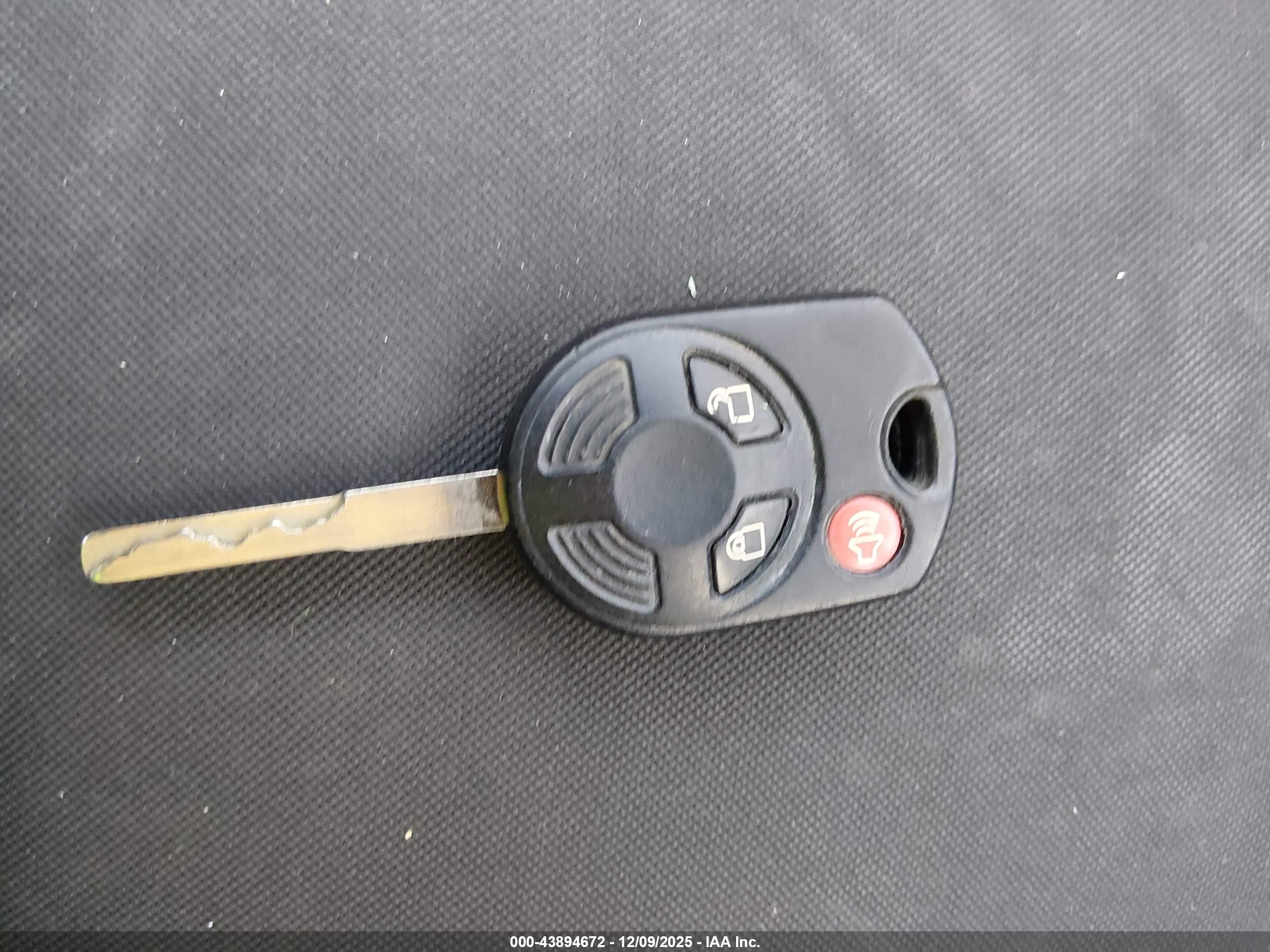 FORD ESCAPE image 11