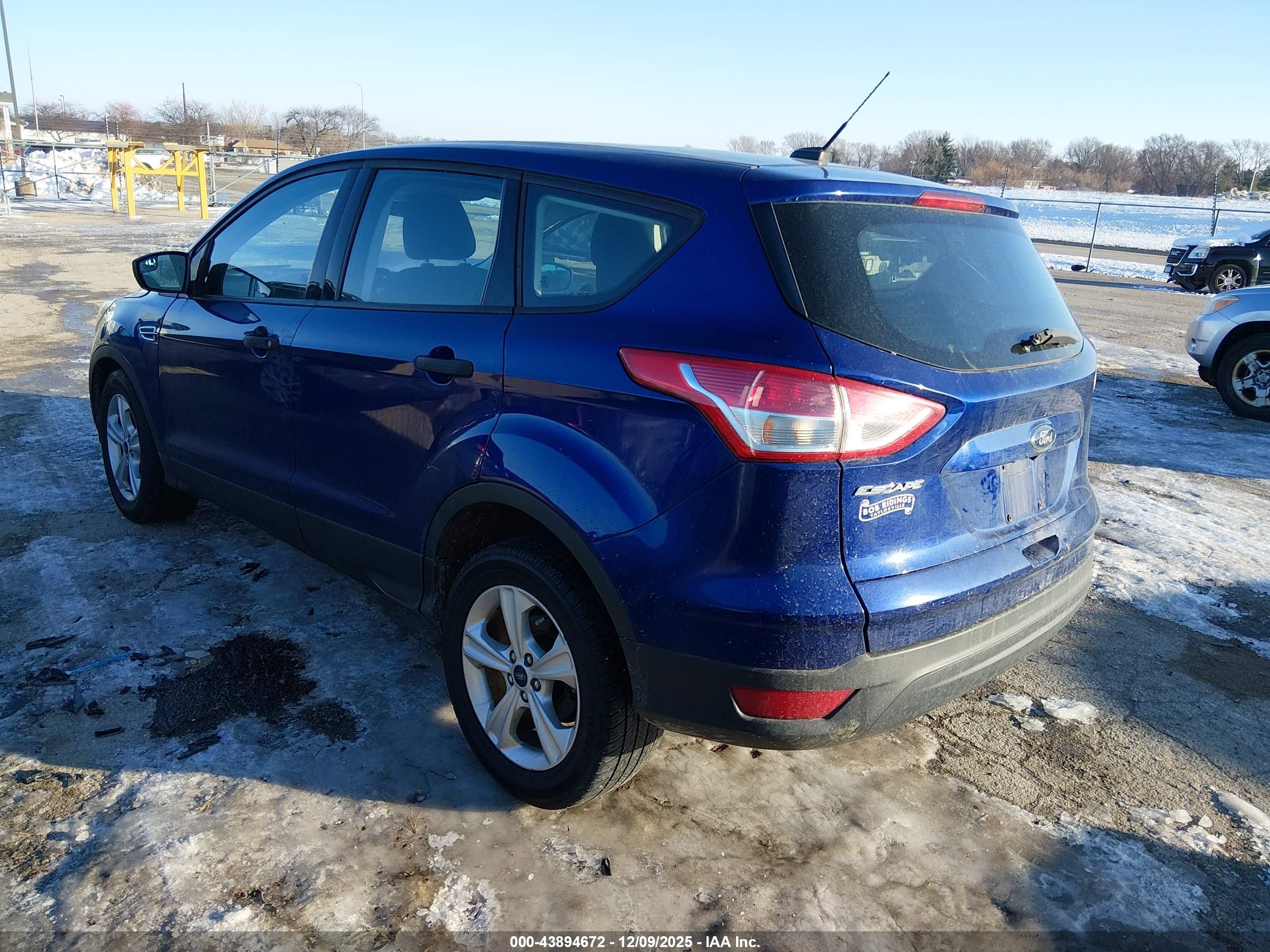 FORD ESCAPE image 3