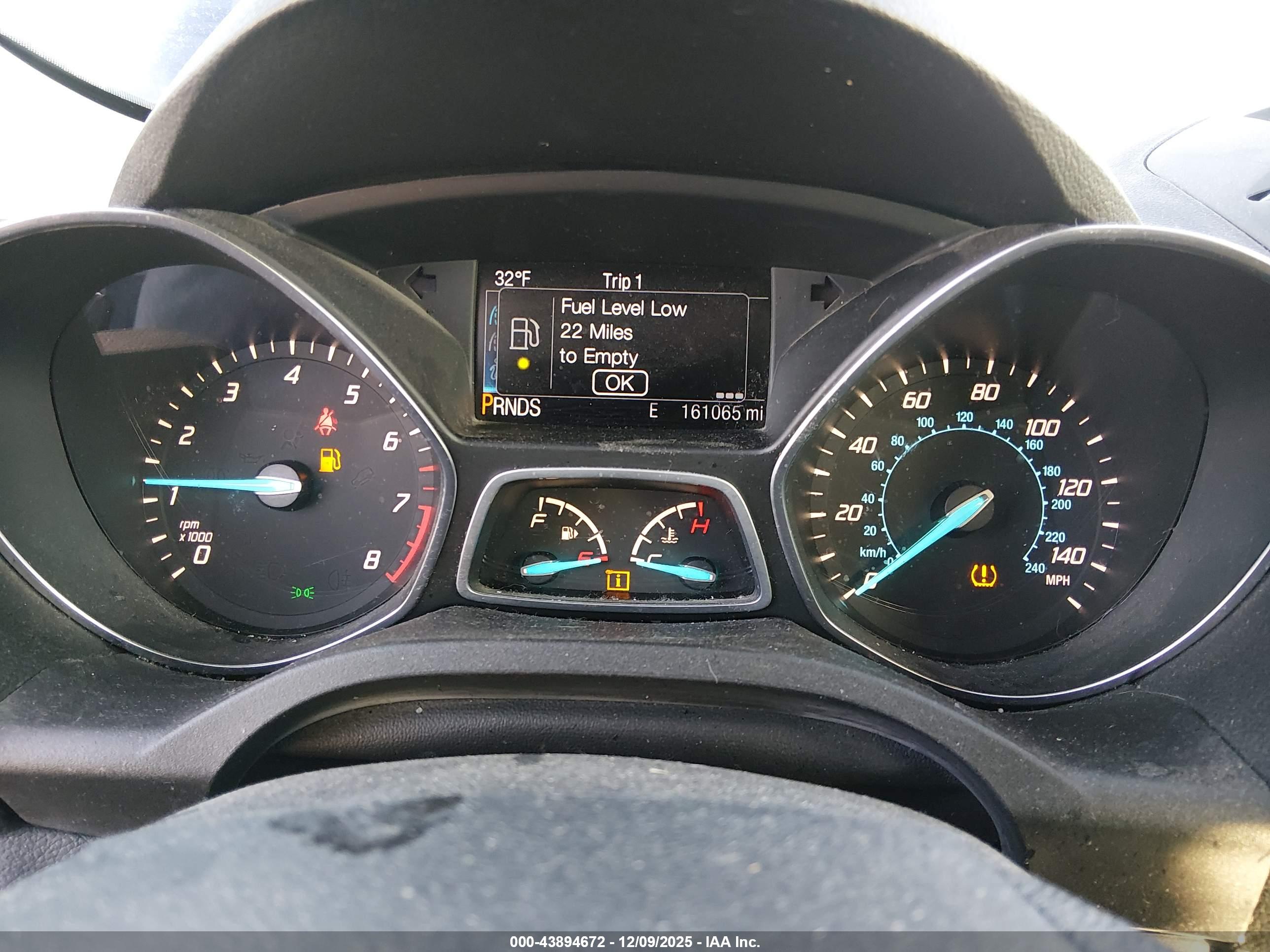 FORD ESCAPE image 7