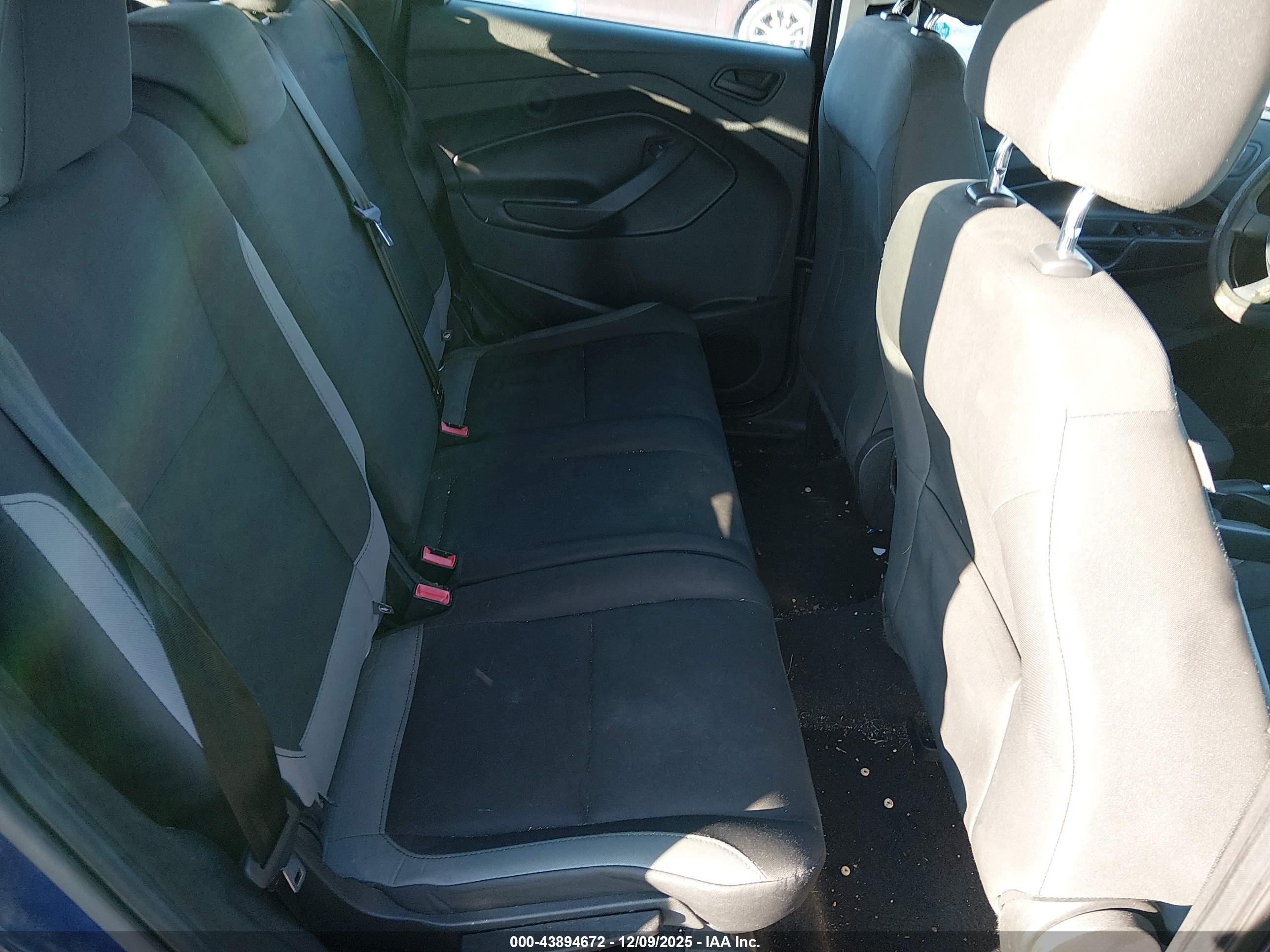 FORD ESCAPE image 8