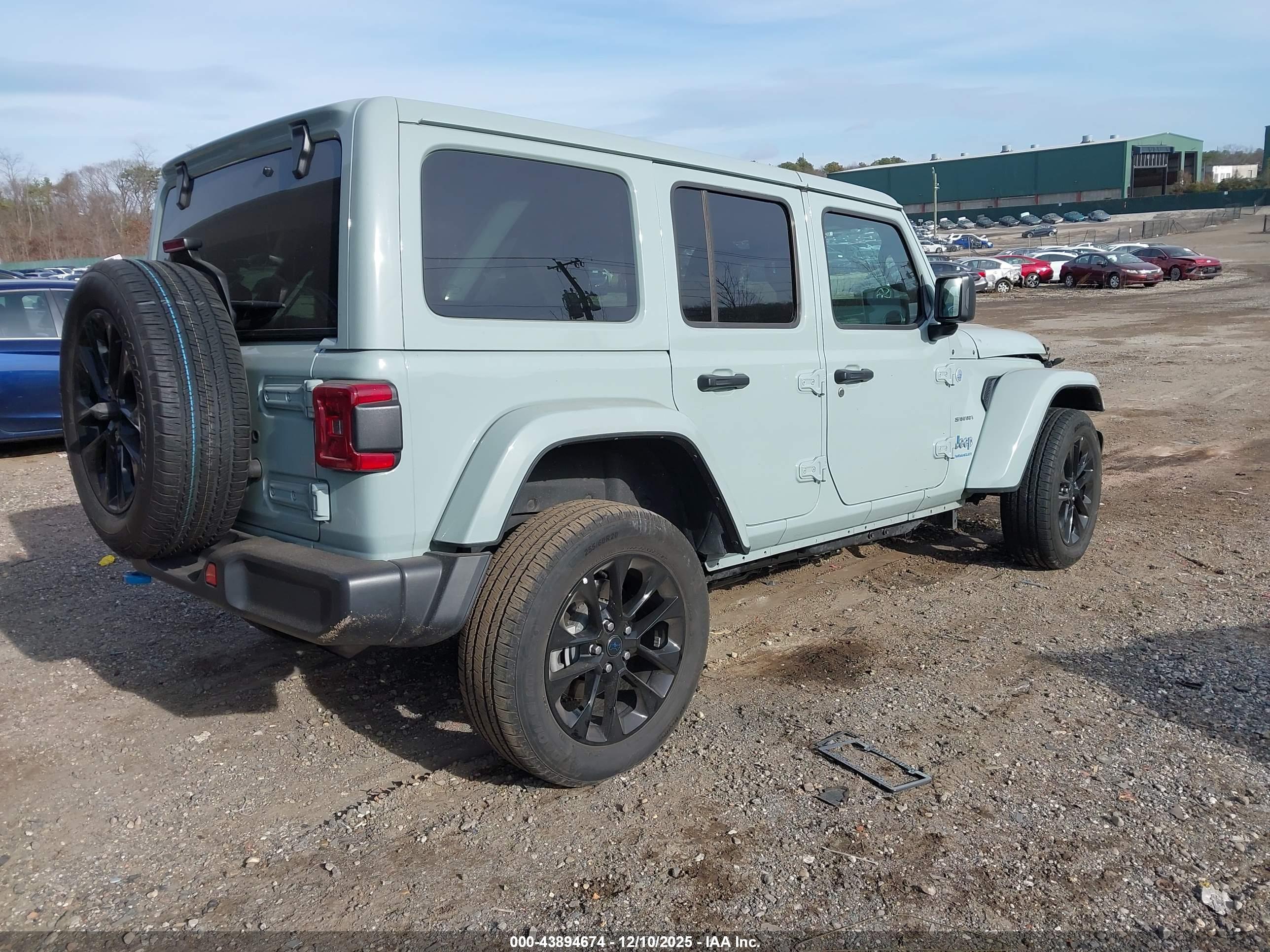 JEEP WRANGLER image 4
