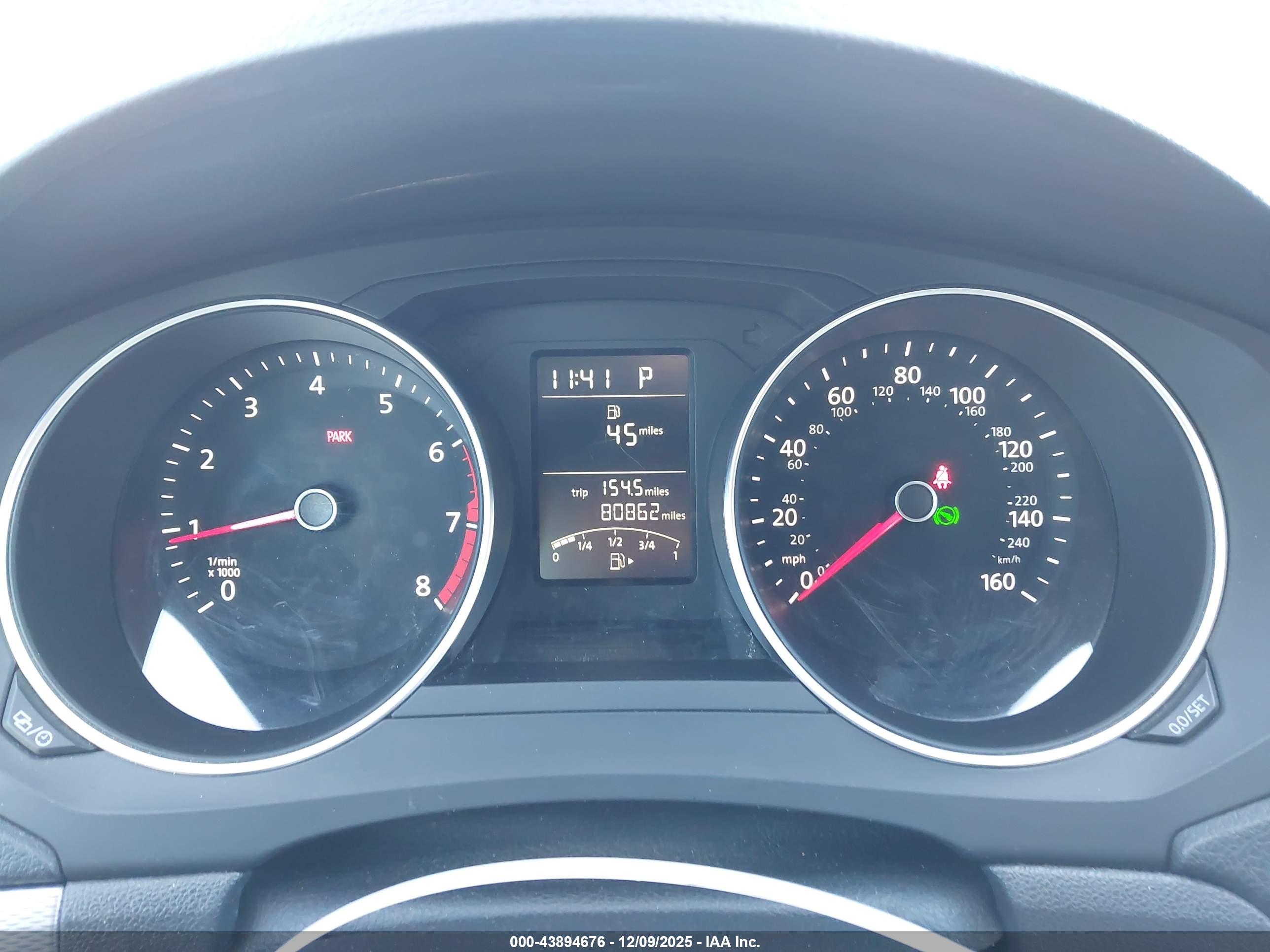 VOLKSWAGEN JETTA image 7