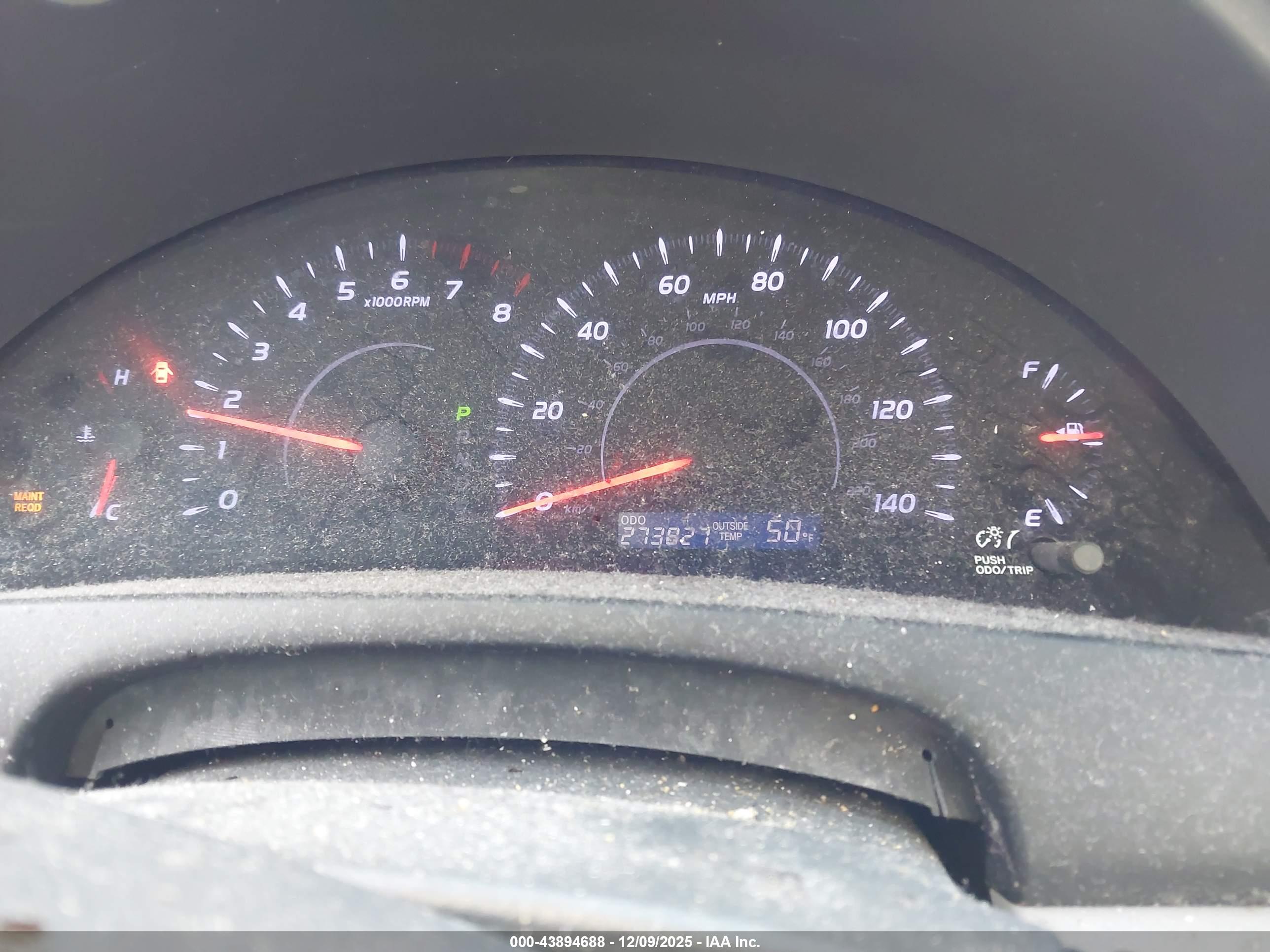 TOYOTA CAMRY image 7