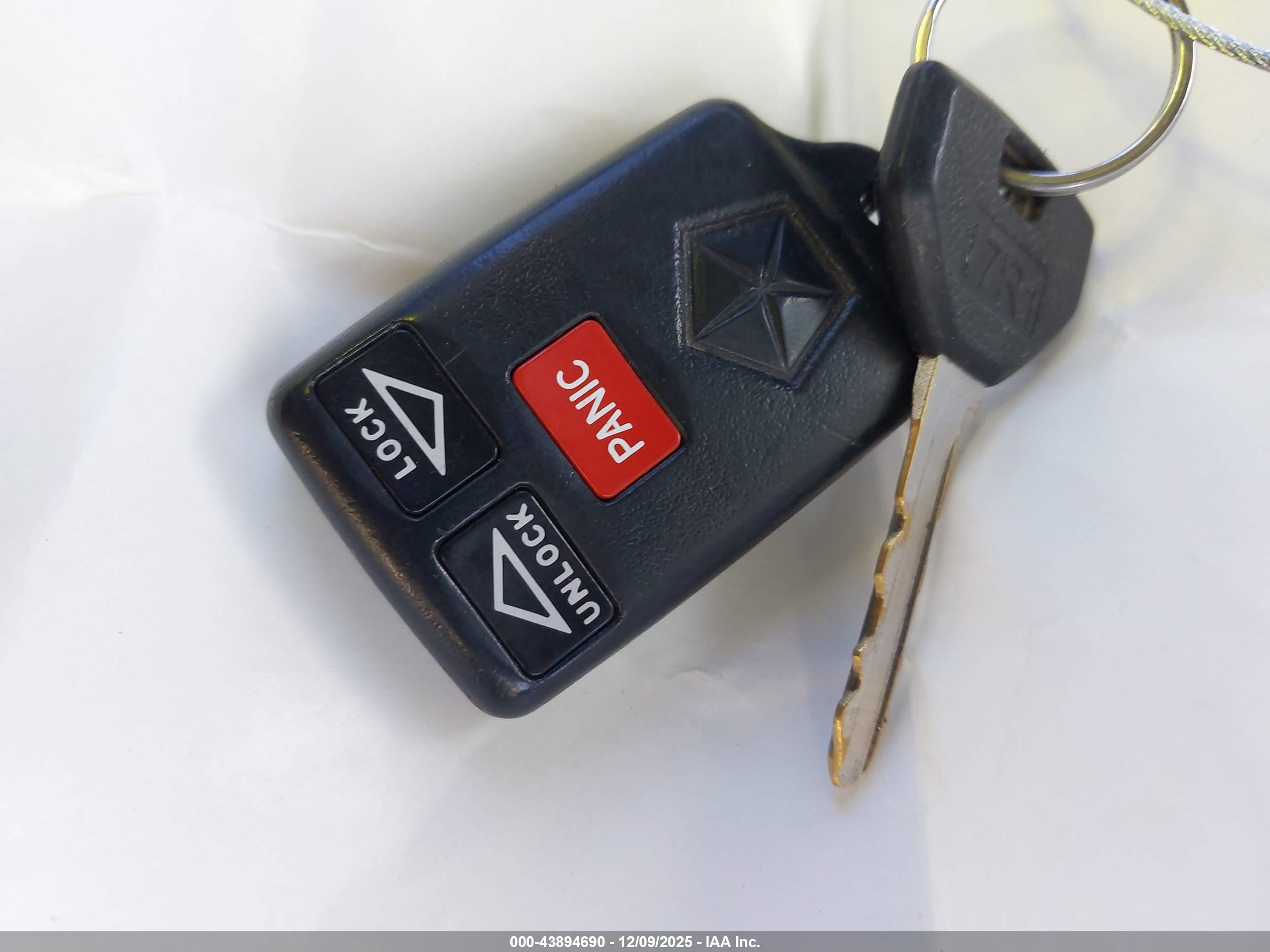 JEEP GRAND image 11