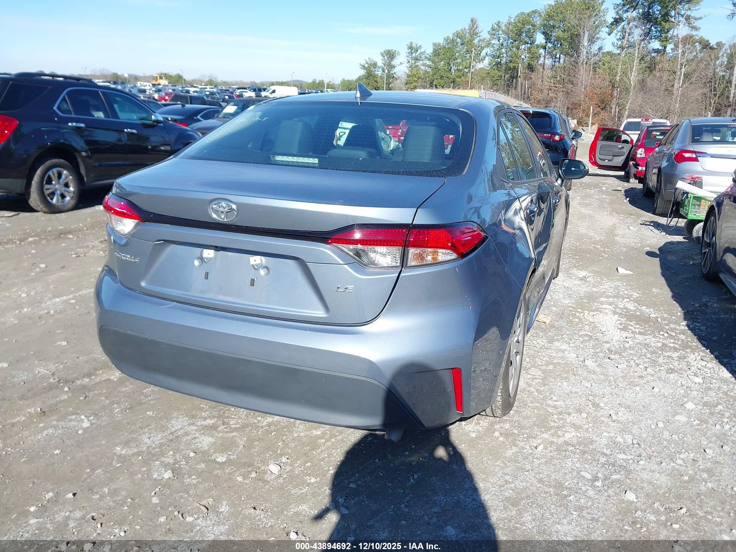 TOYOTA COROLLA image 4