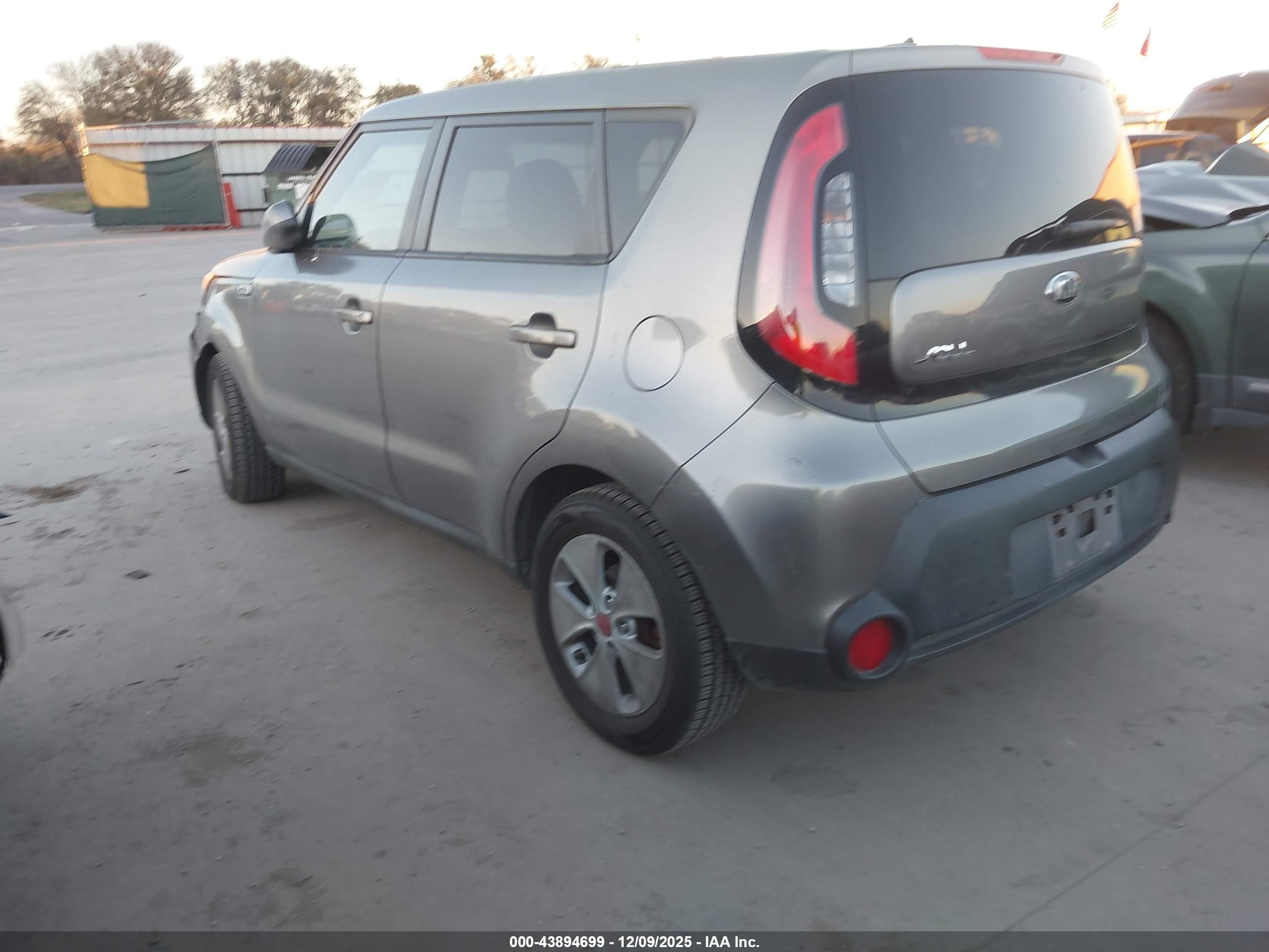 KIA SOUL image 3
