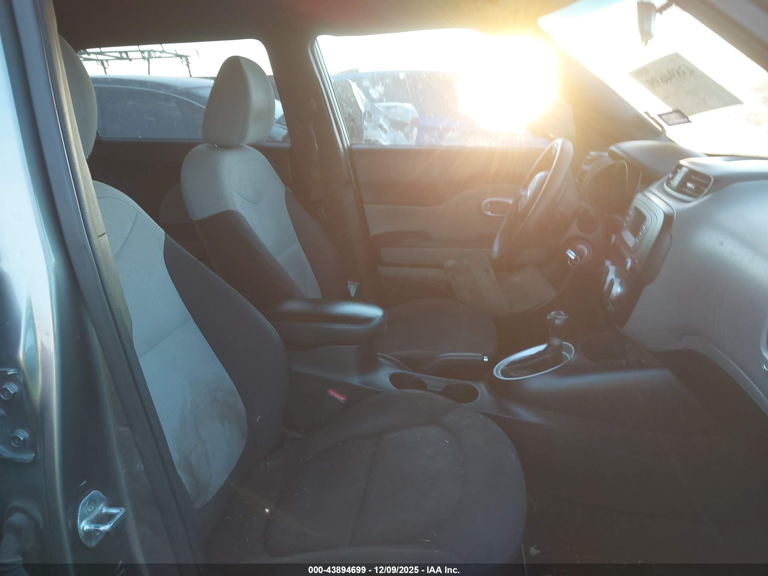 KIA SOUL image 5