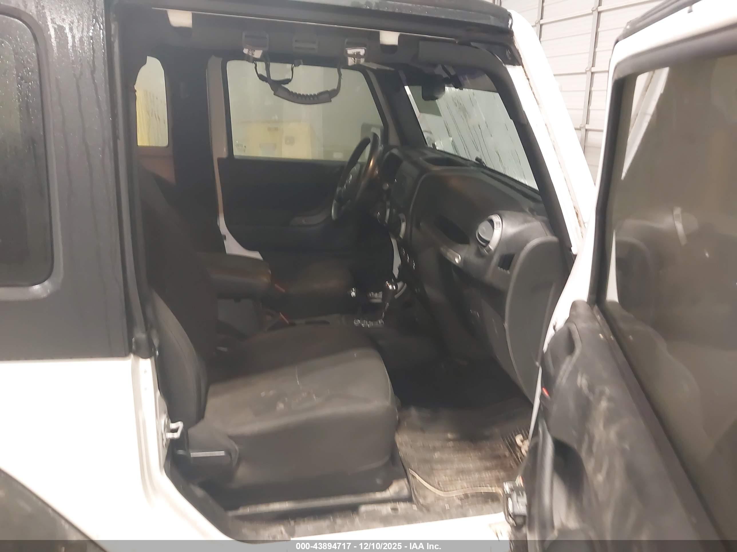 JEEP WRANGLER image 5