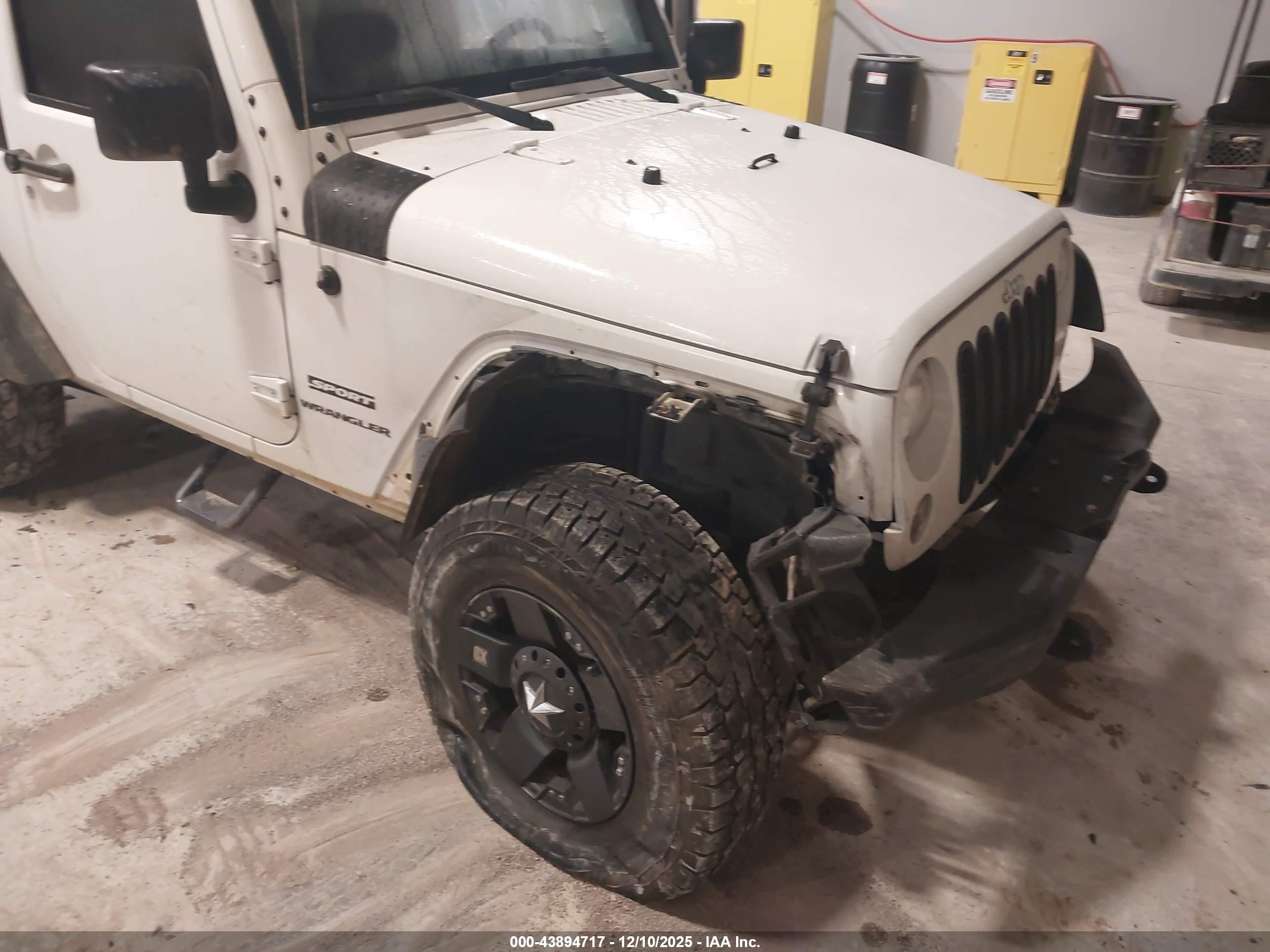 JEEP WRANGLER image 6