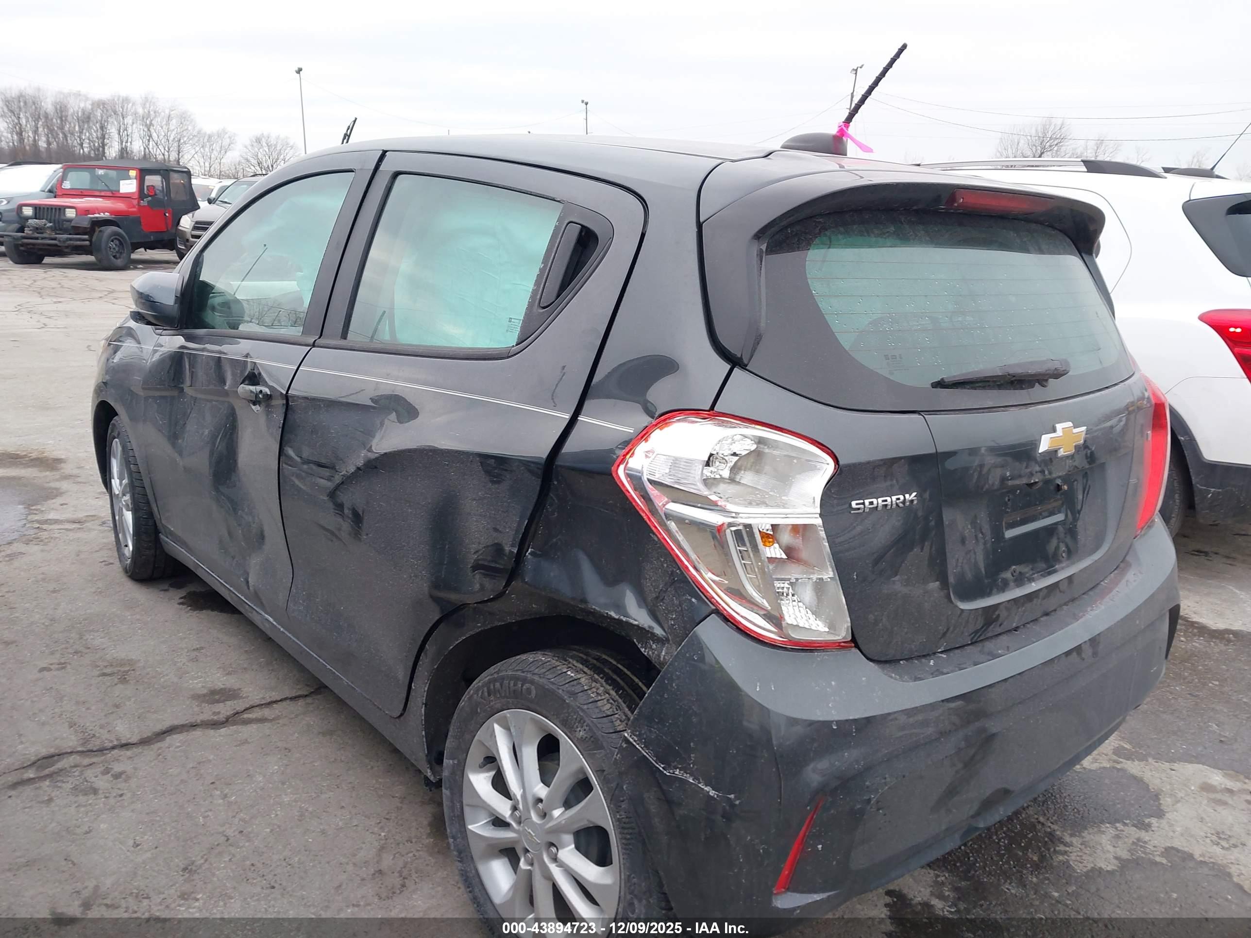 CHEVROLET SPARK image 3
