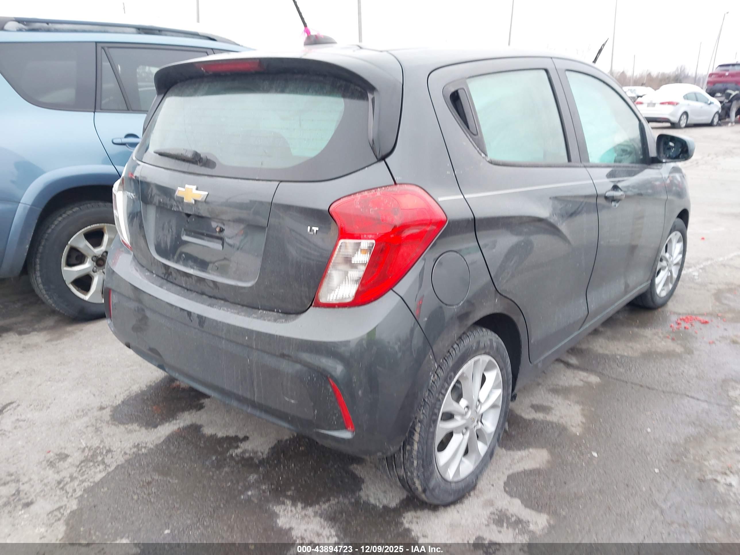 CHEVROLET SPARK image 4
