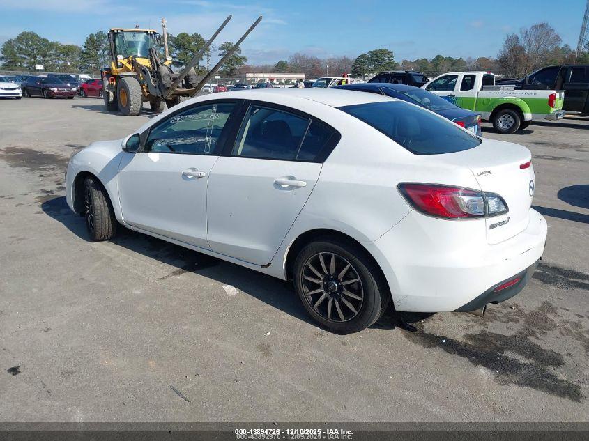 MAZDA MAZDA3 image 3