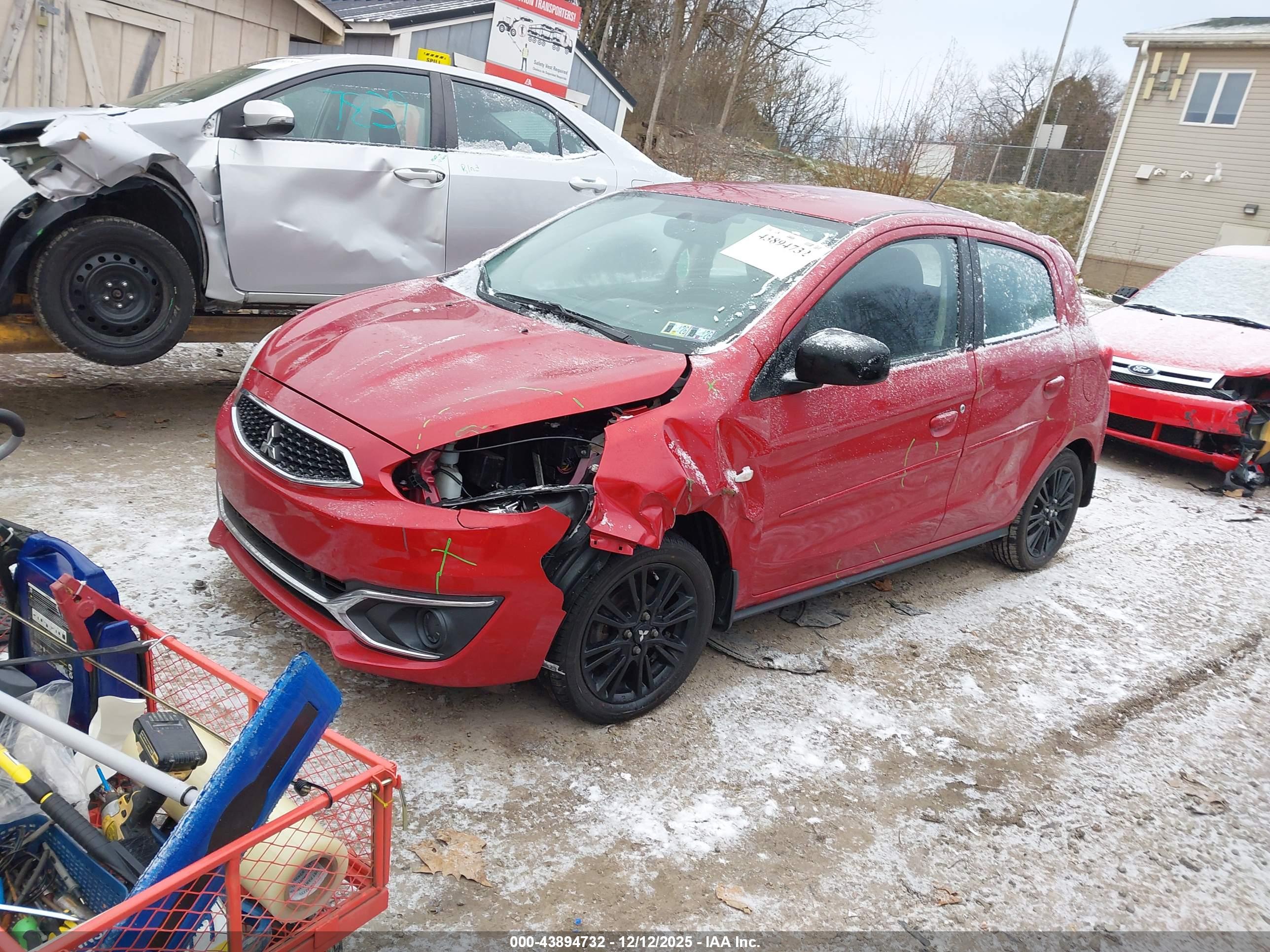 MITSUBISHI MIRAGE image 2