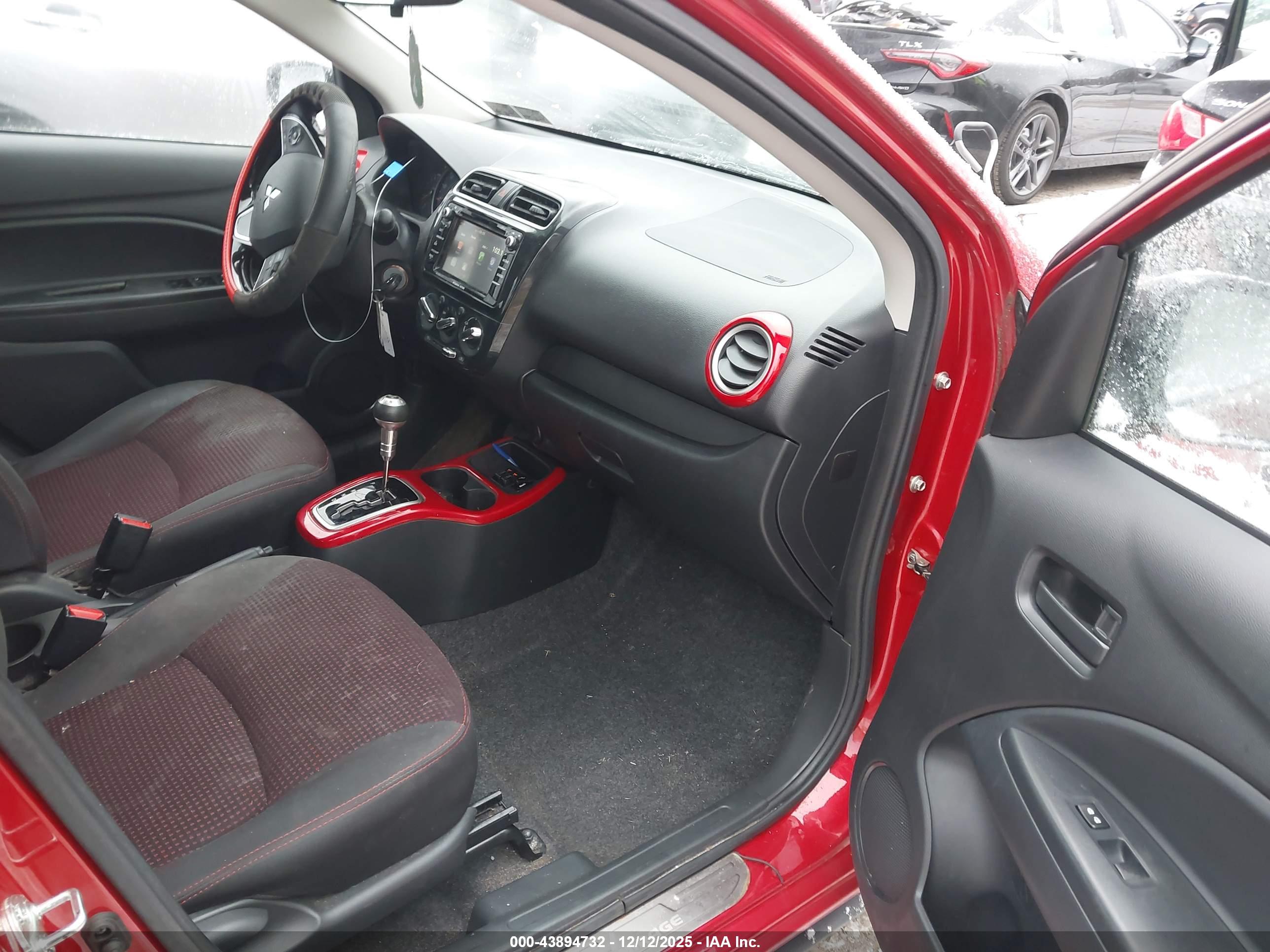 MITSUBISHI MIRAGE image 5