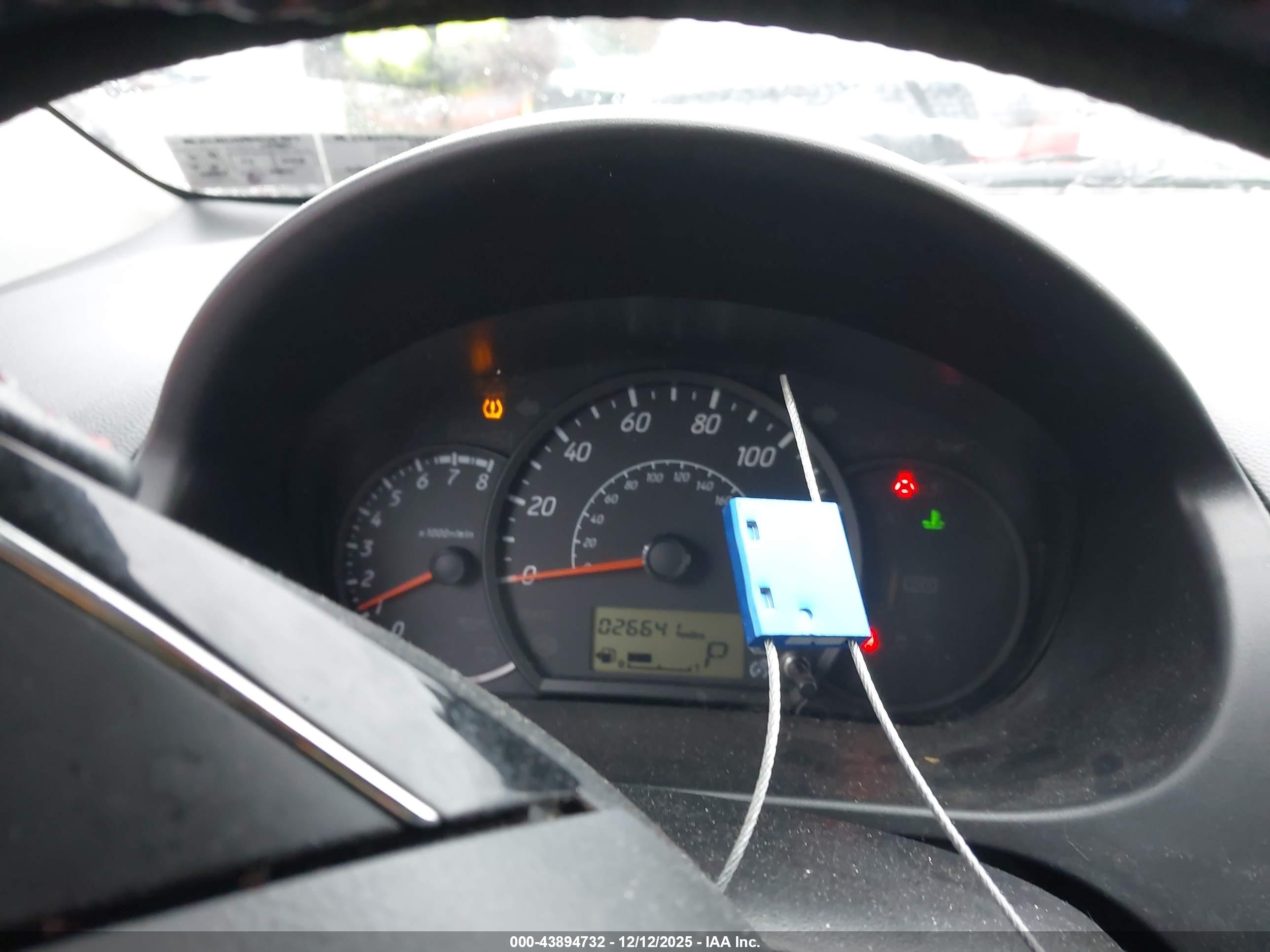 MITSUBISHI MIRAGE image 7