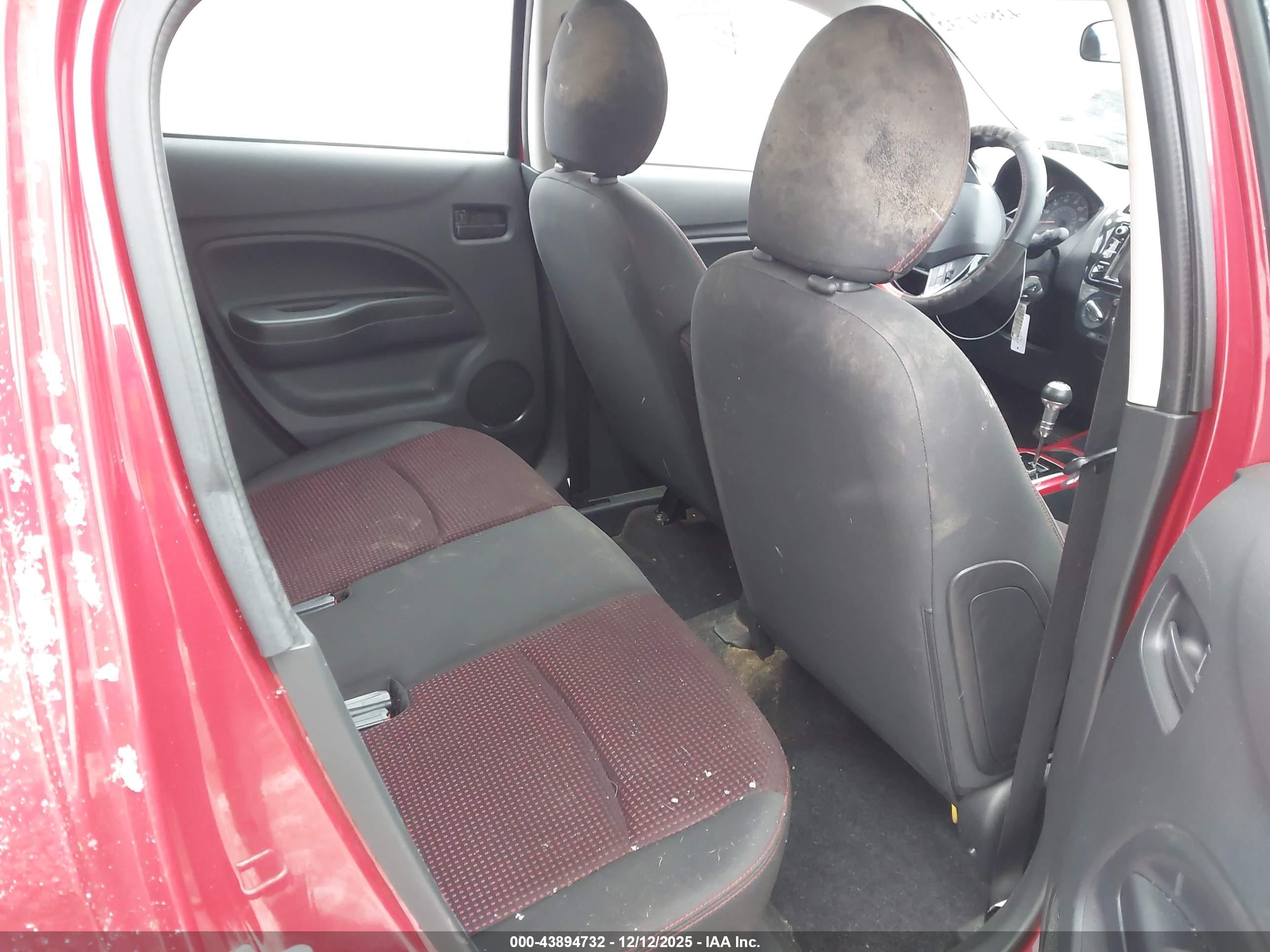 MITSUBISHI MIRAGE image 8