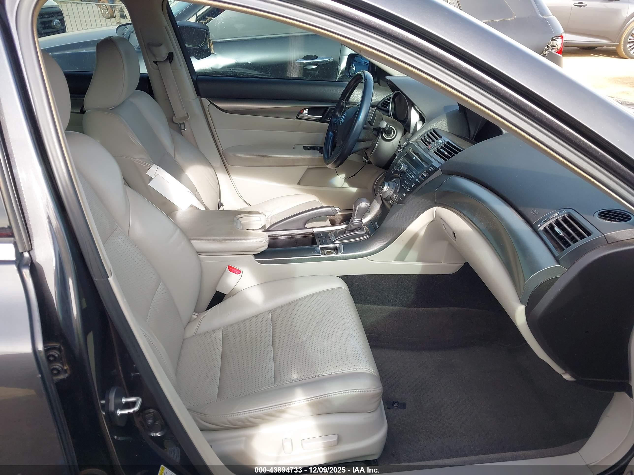 ACURA TL image 5