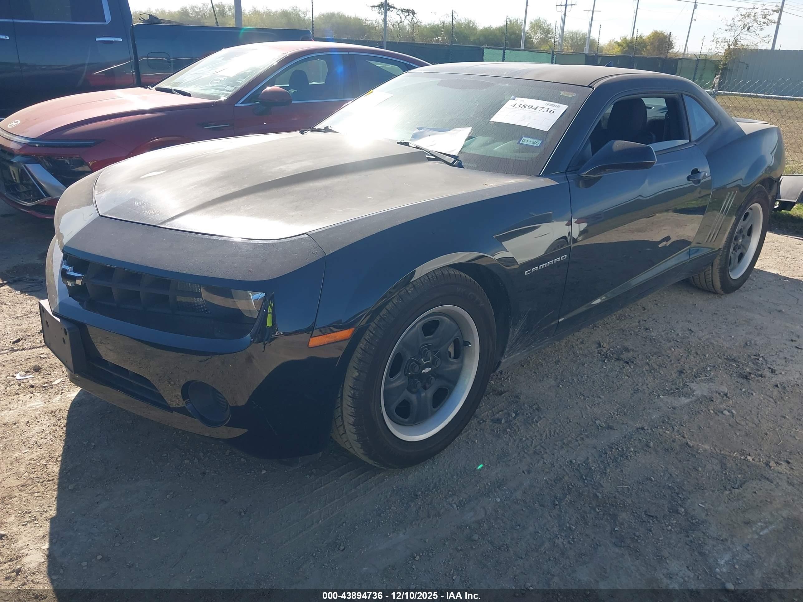 CHEVROLET CAMARO image 2