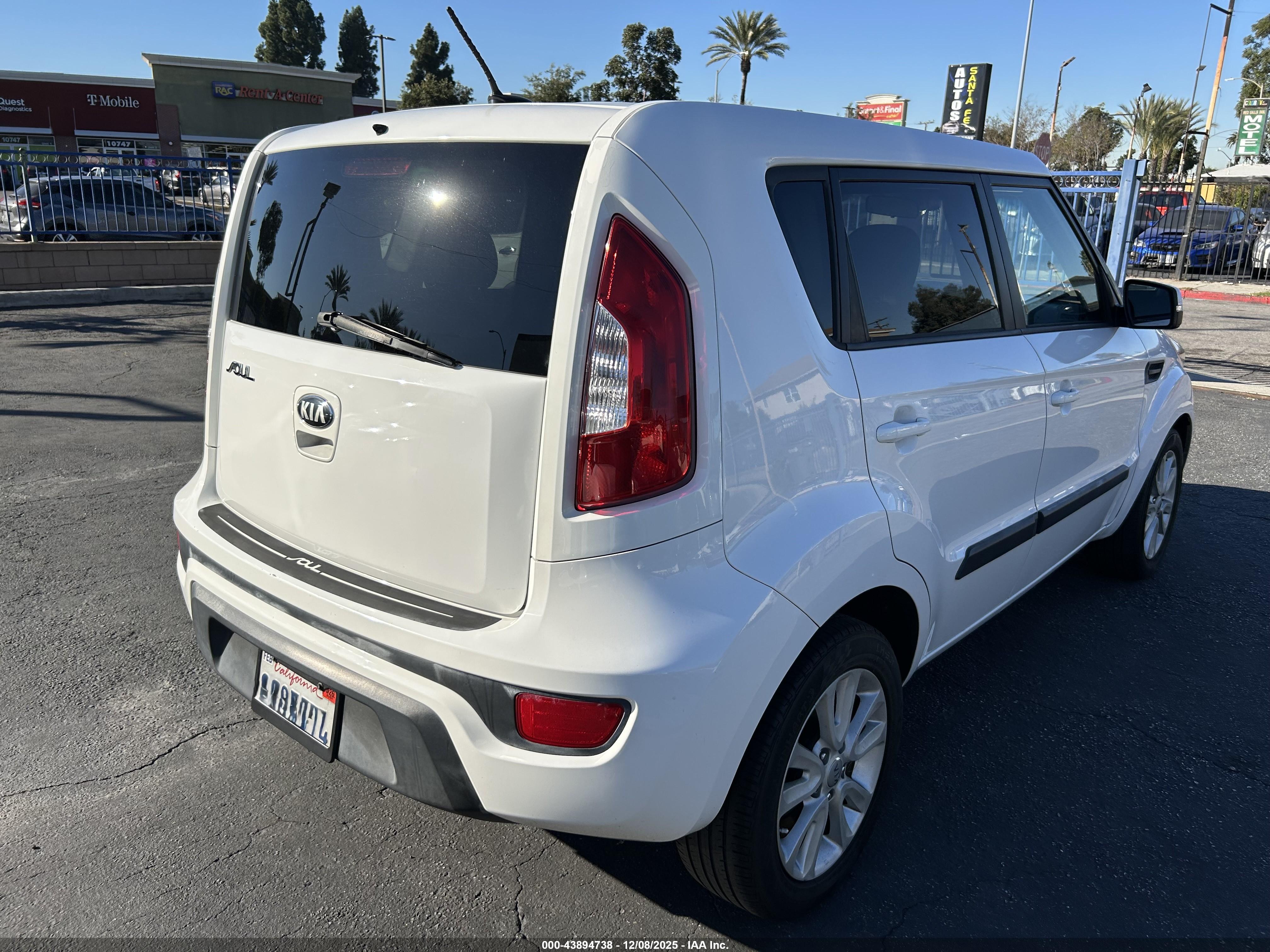 KIA SOUL image 4