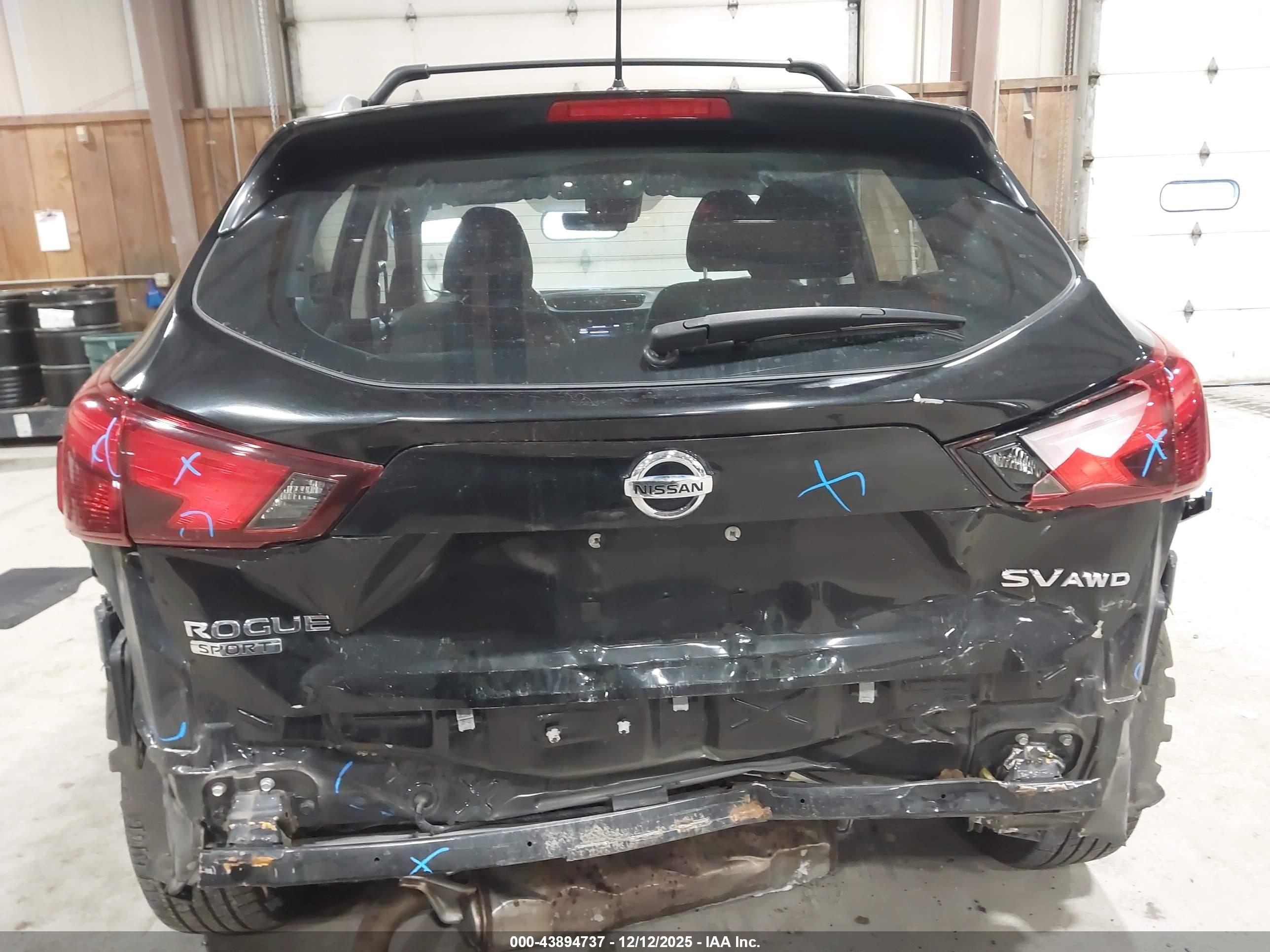 NISSAN ROGUE image 6