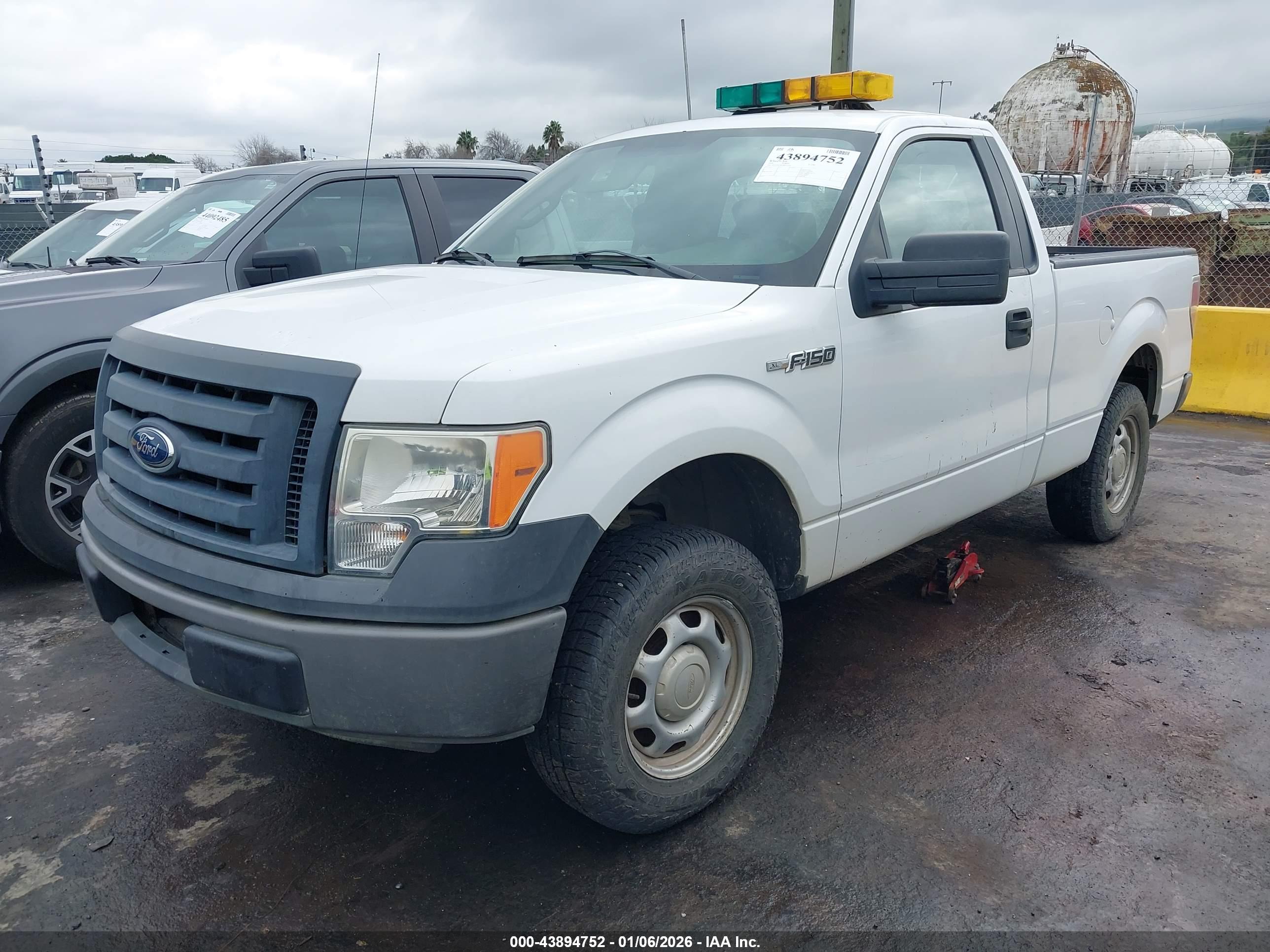 FORD F-150 image 2