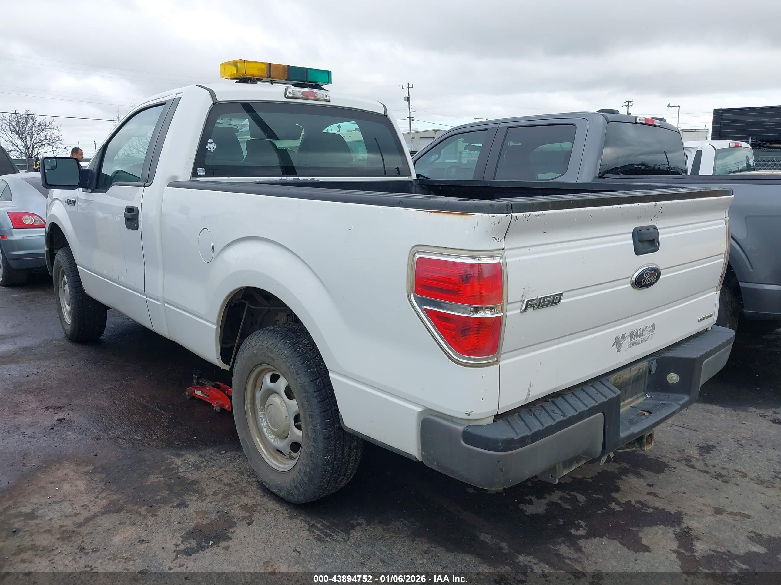 FORD F-150 image 3