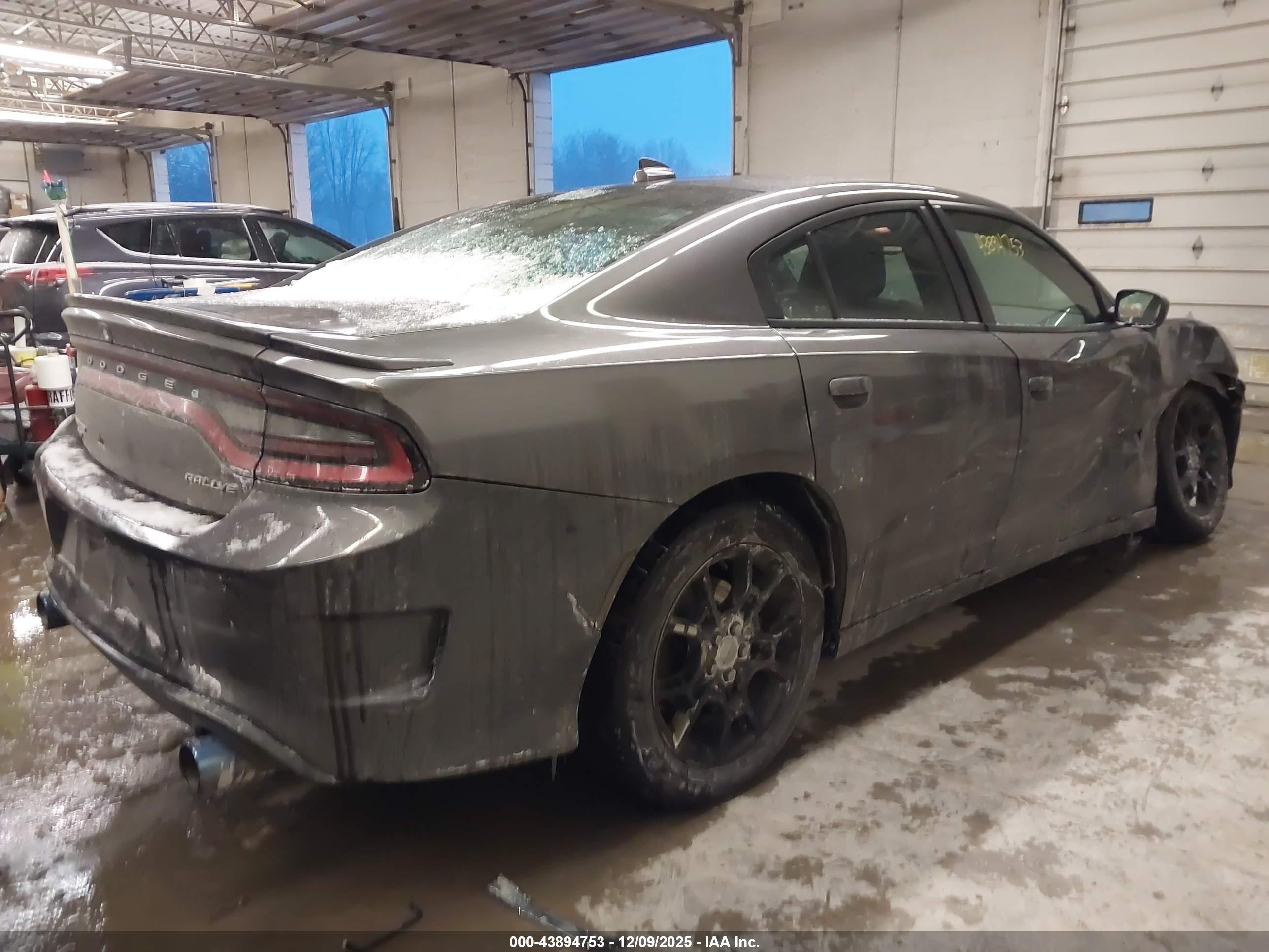 DODGE CHARGER image 4