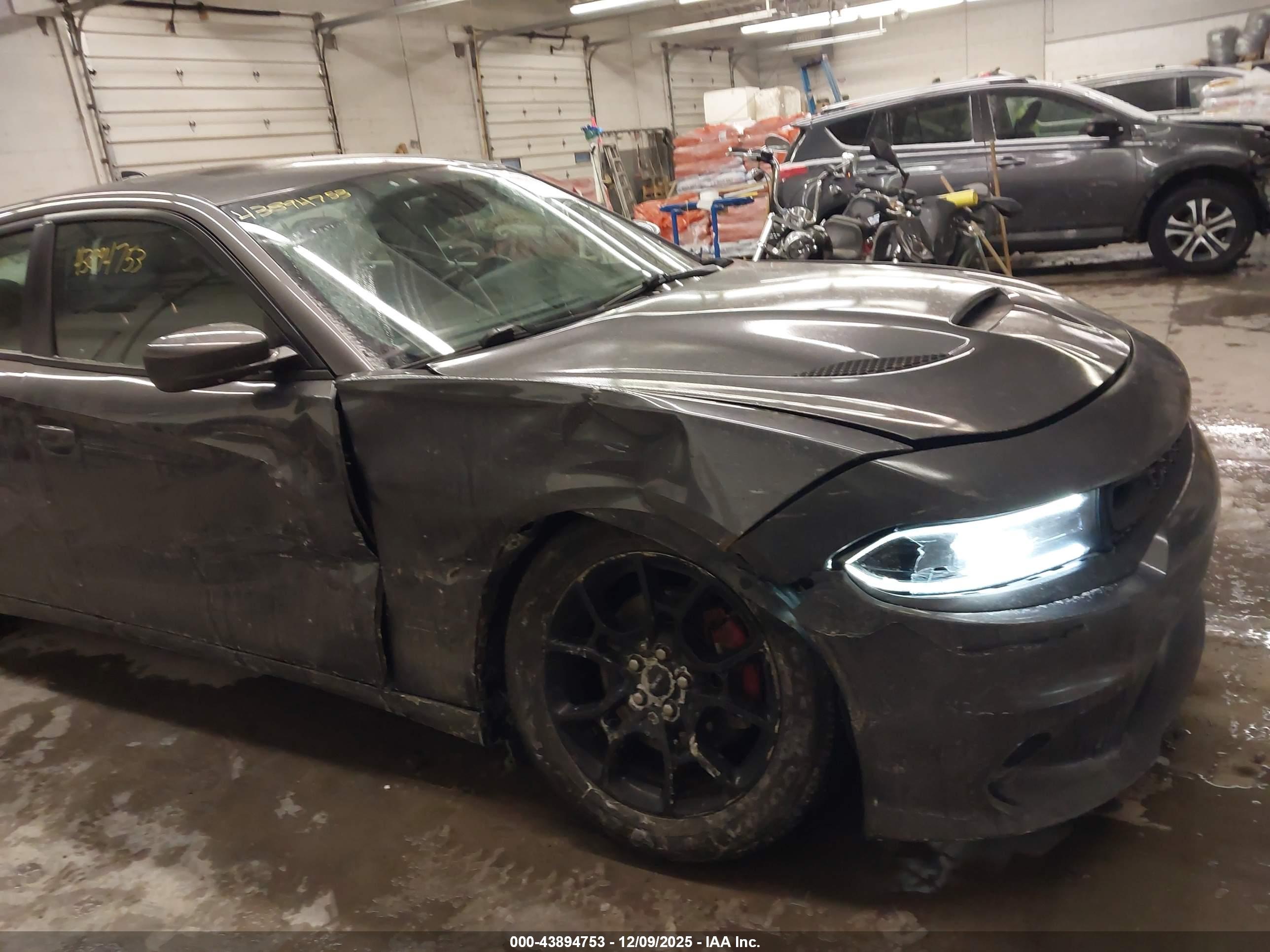 DODGE CHARGER image 6