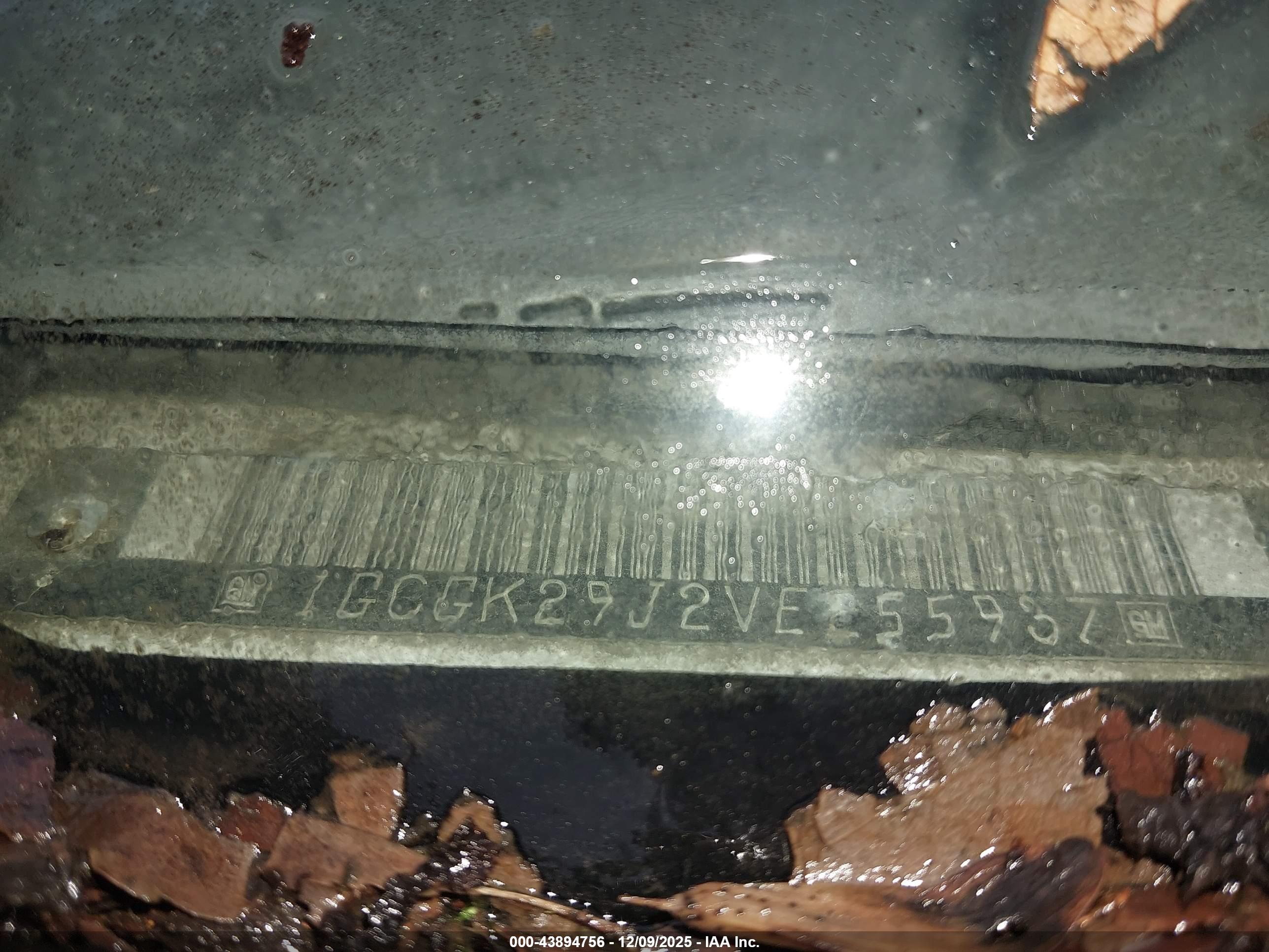 CHEVROLET K2500 image 9