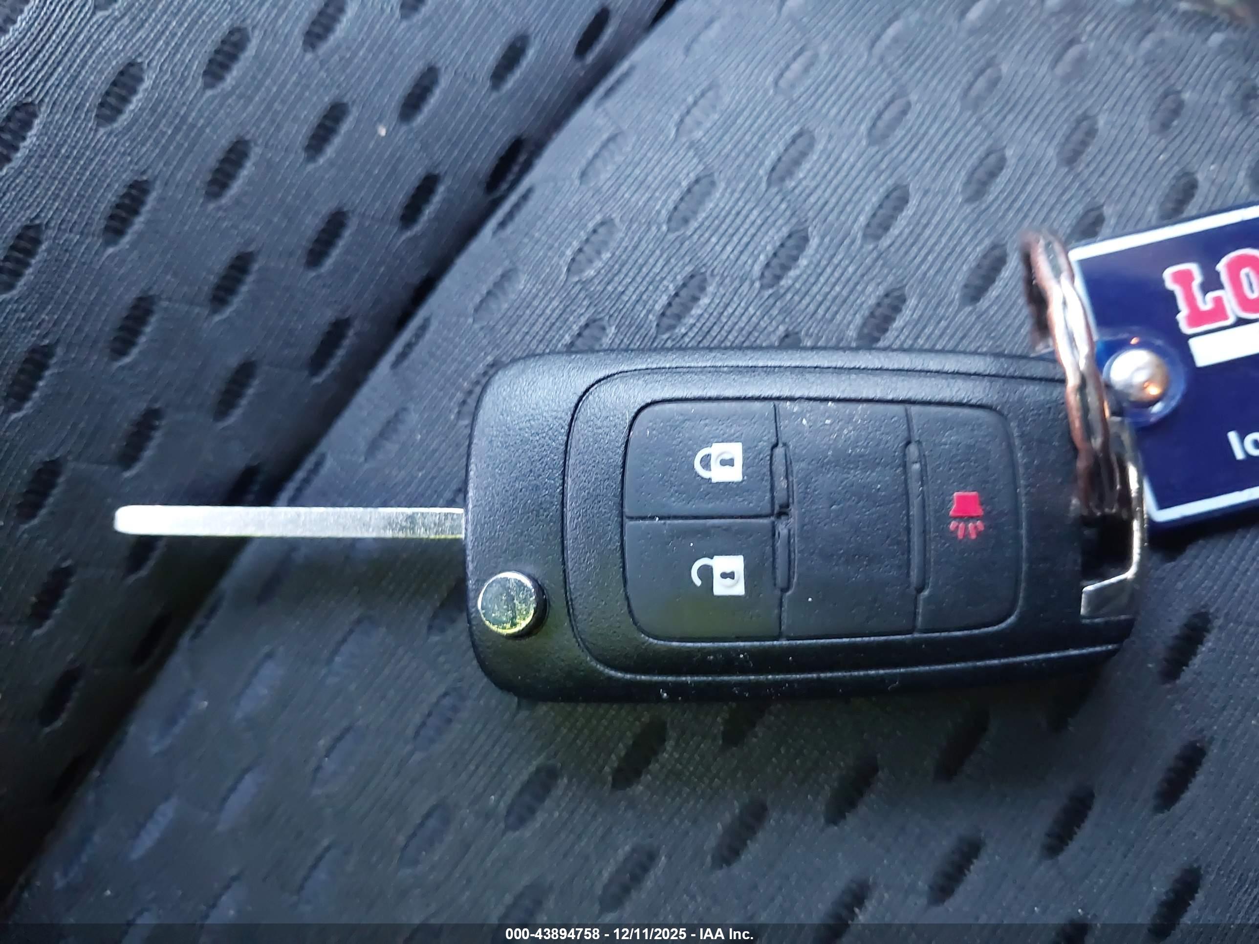 CHEVROLET EQUINOX image 11