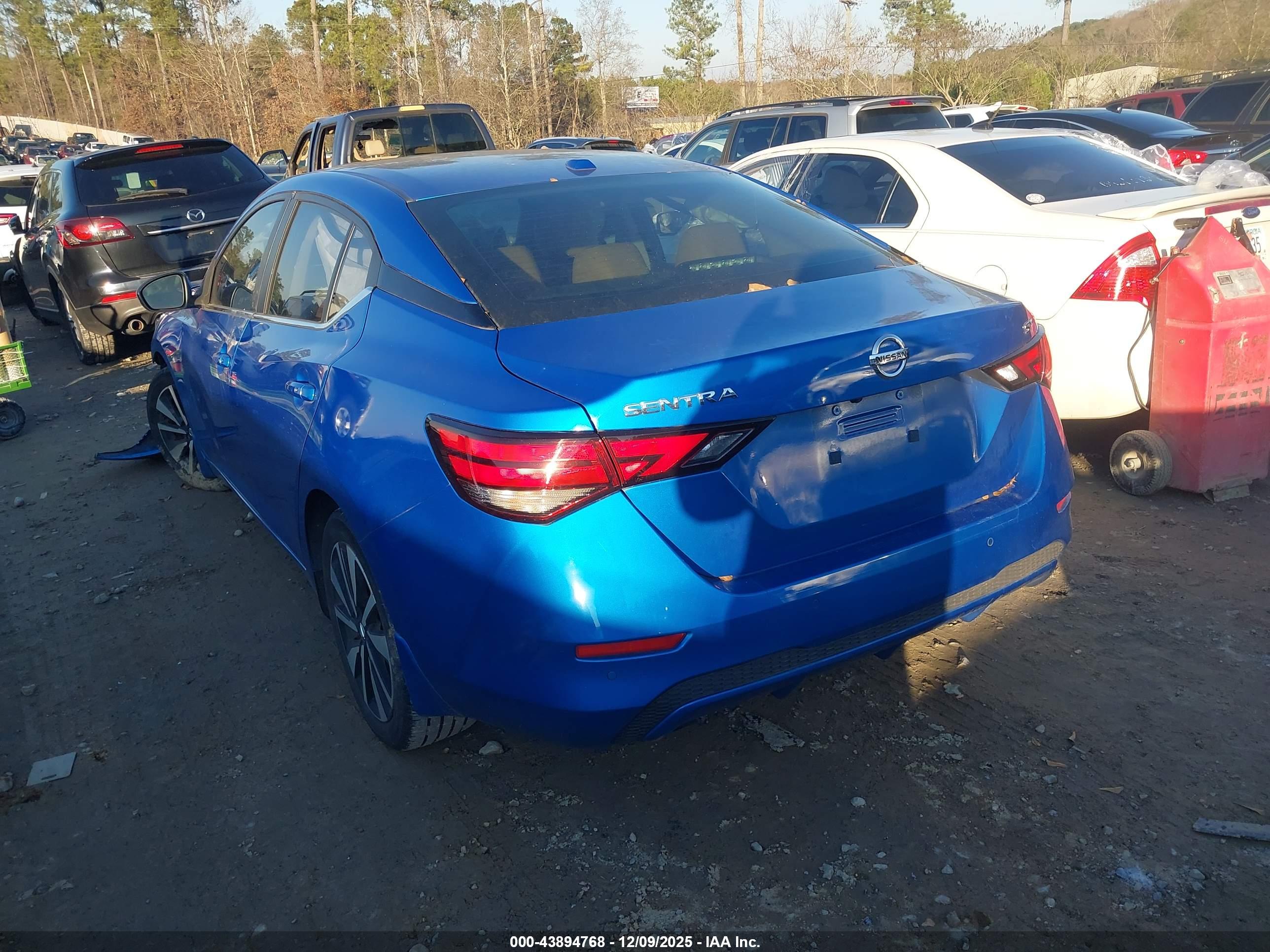 NISSAN SENTRA image 3