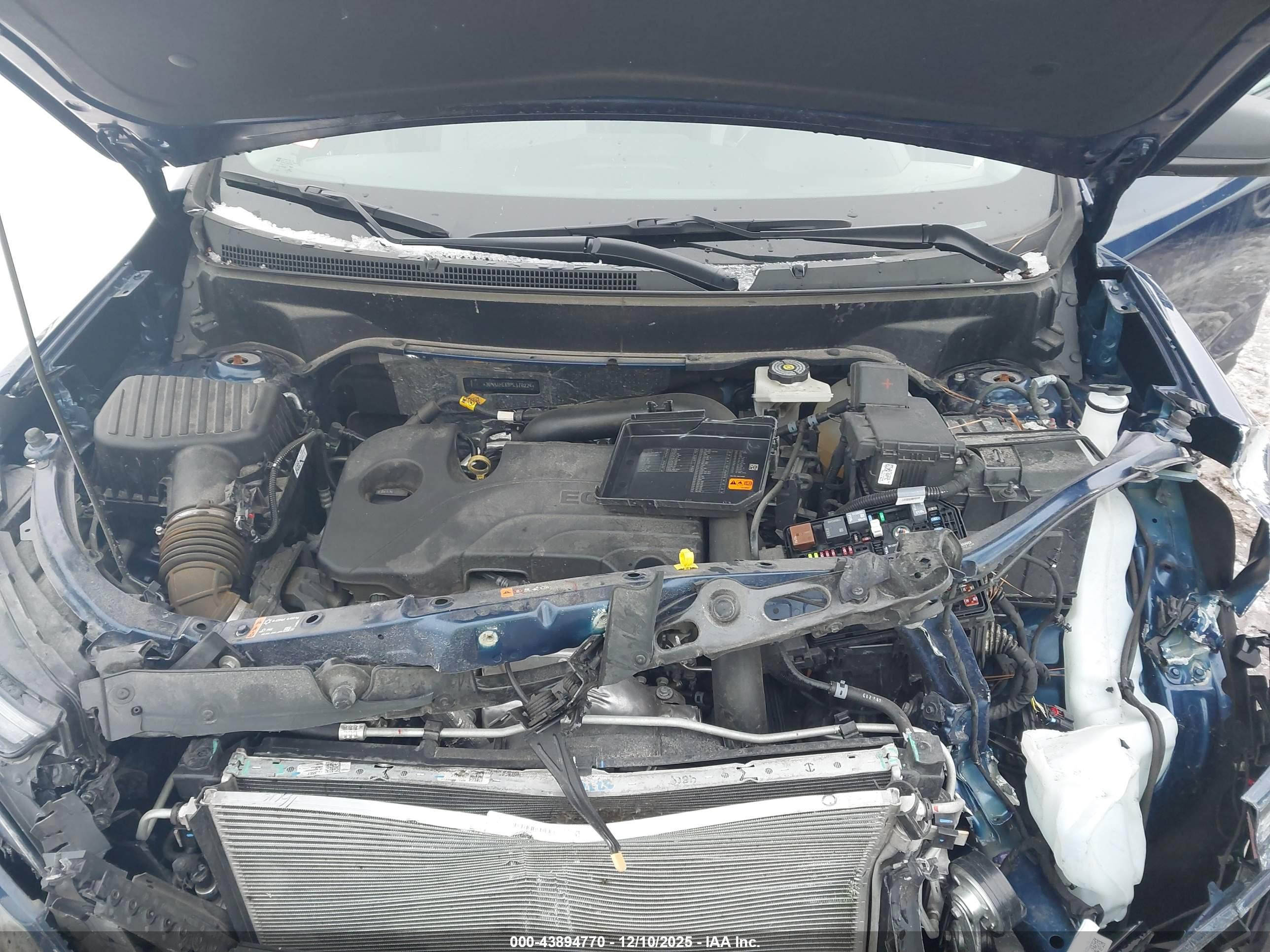 CHEVROLET EQUINOX image 10