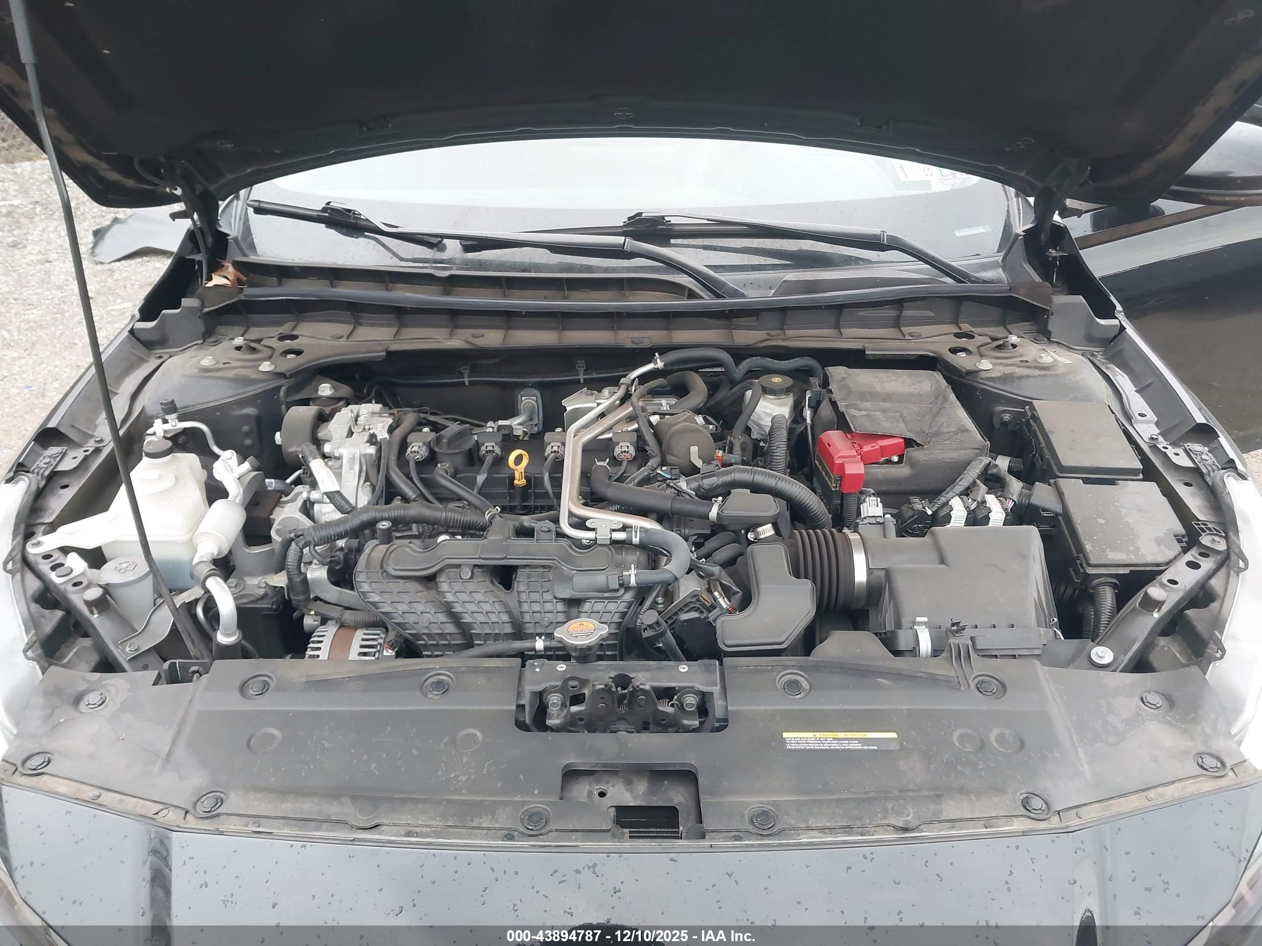 NISSAN ALTIMA image 10