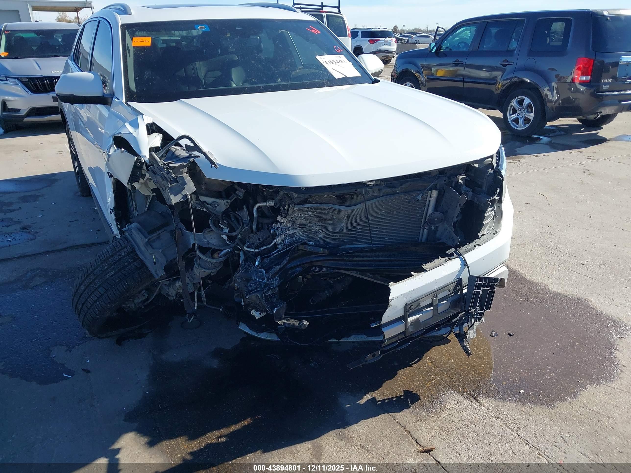 VOLKSWAGEN ATLAS image 6