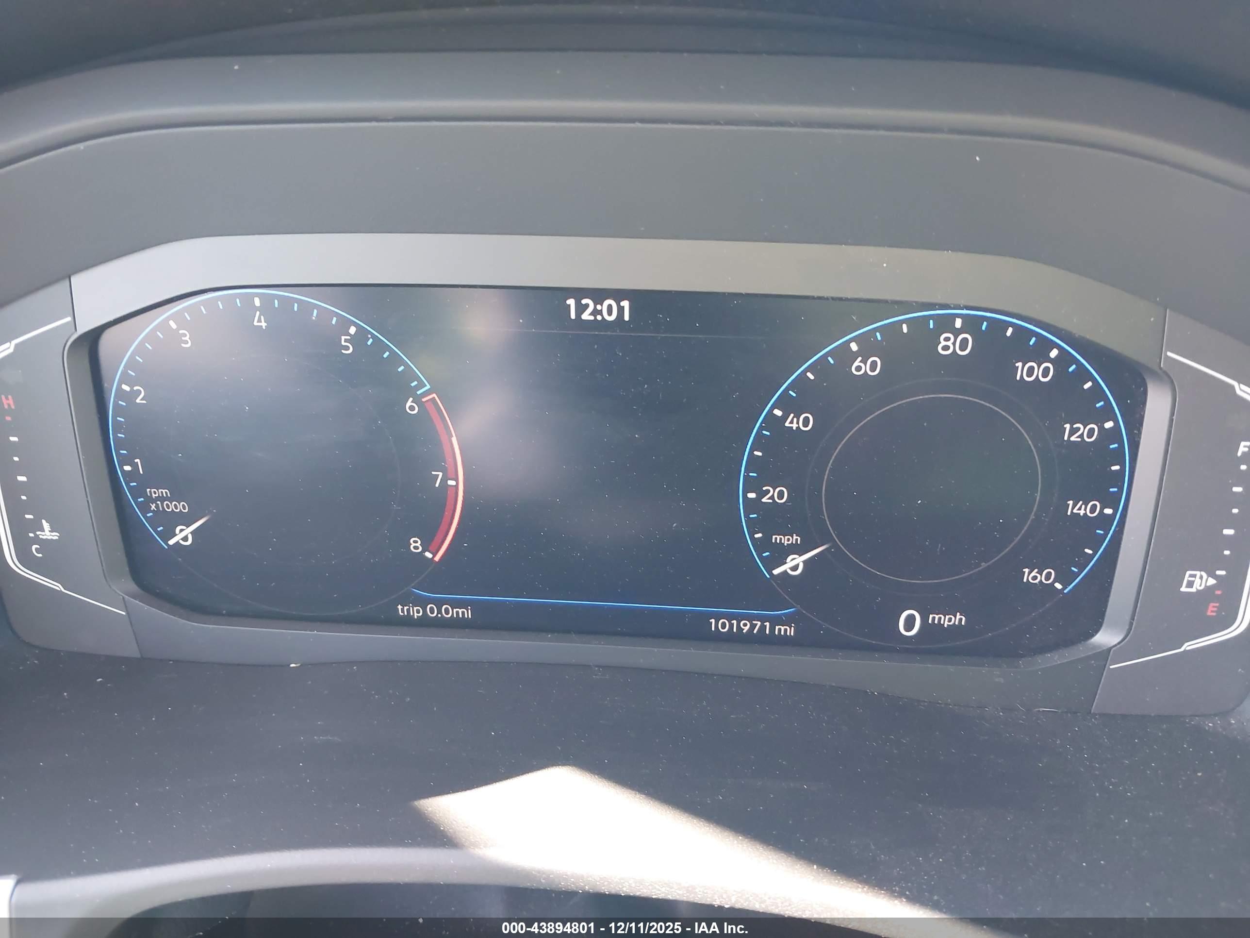 VOLKSWAGEN ATLAS image 7