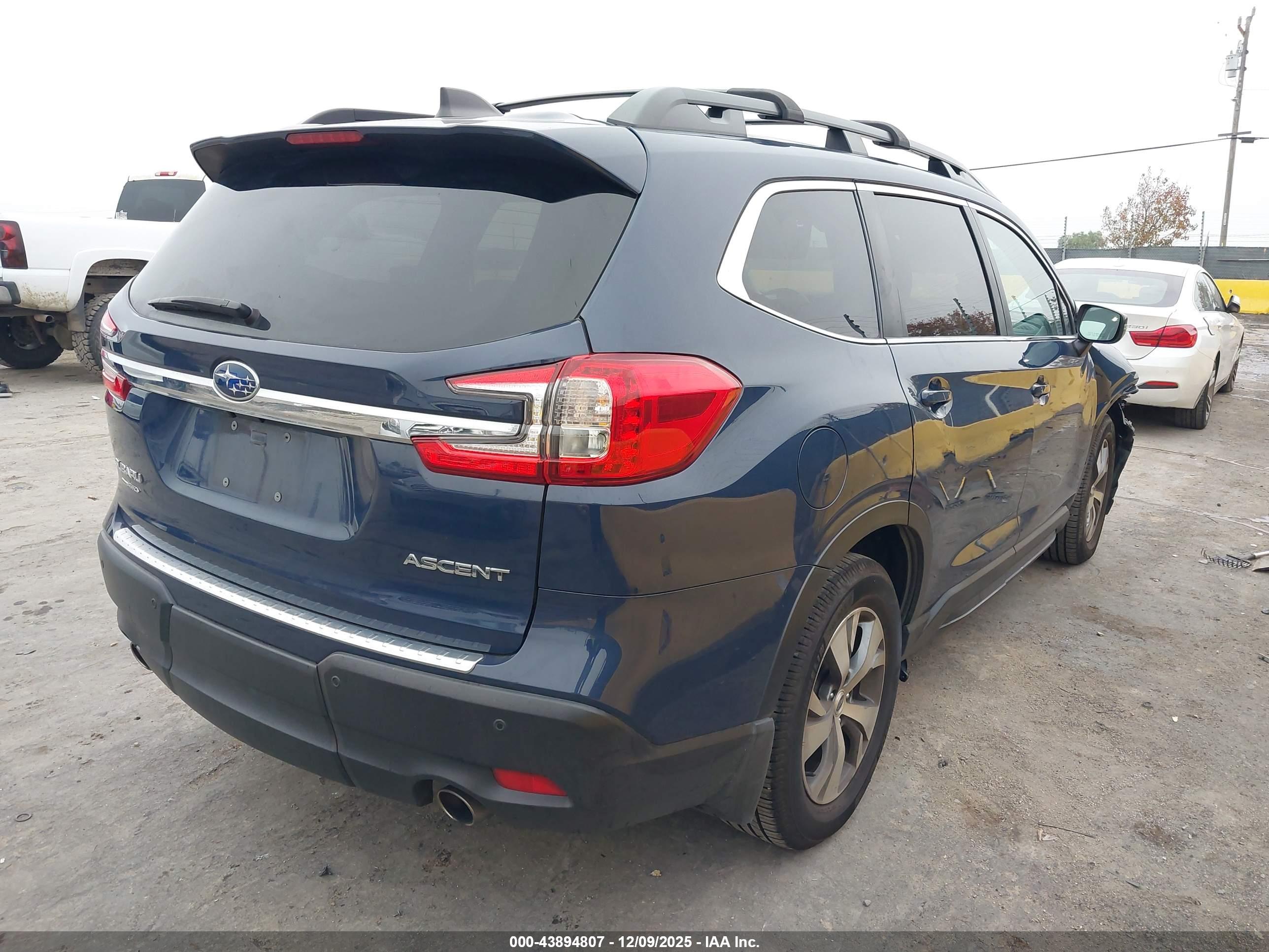 SUBARU ASCENT image 4