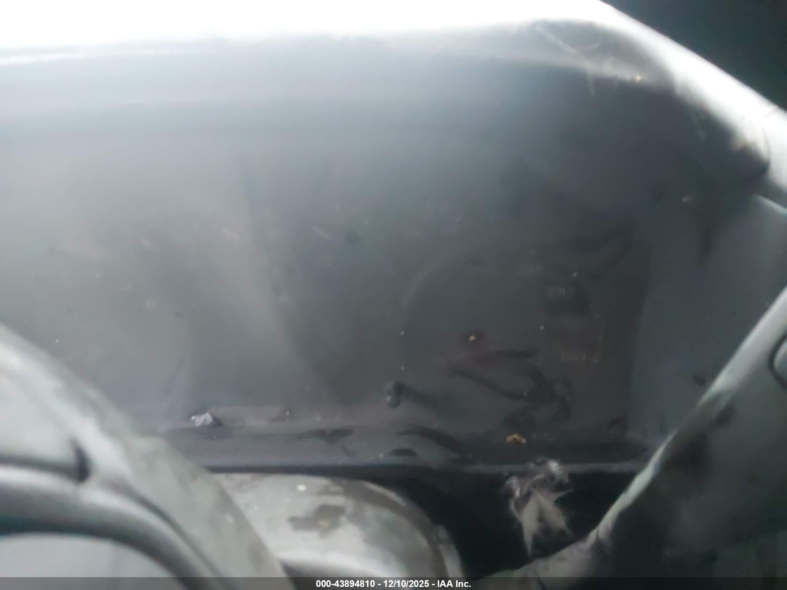 GMC SIERRA image 7