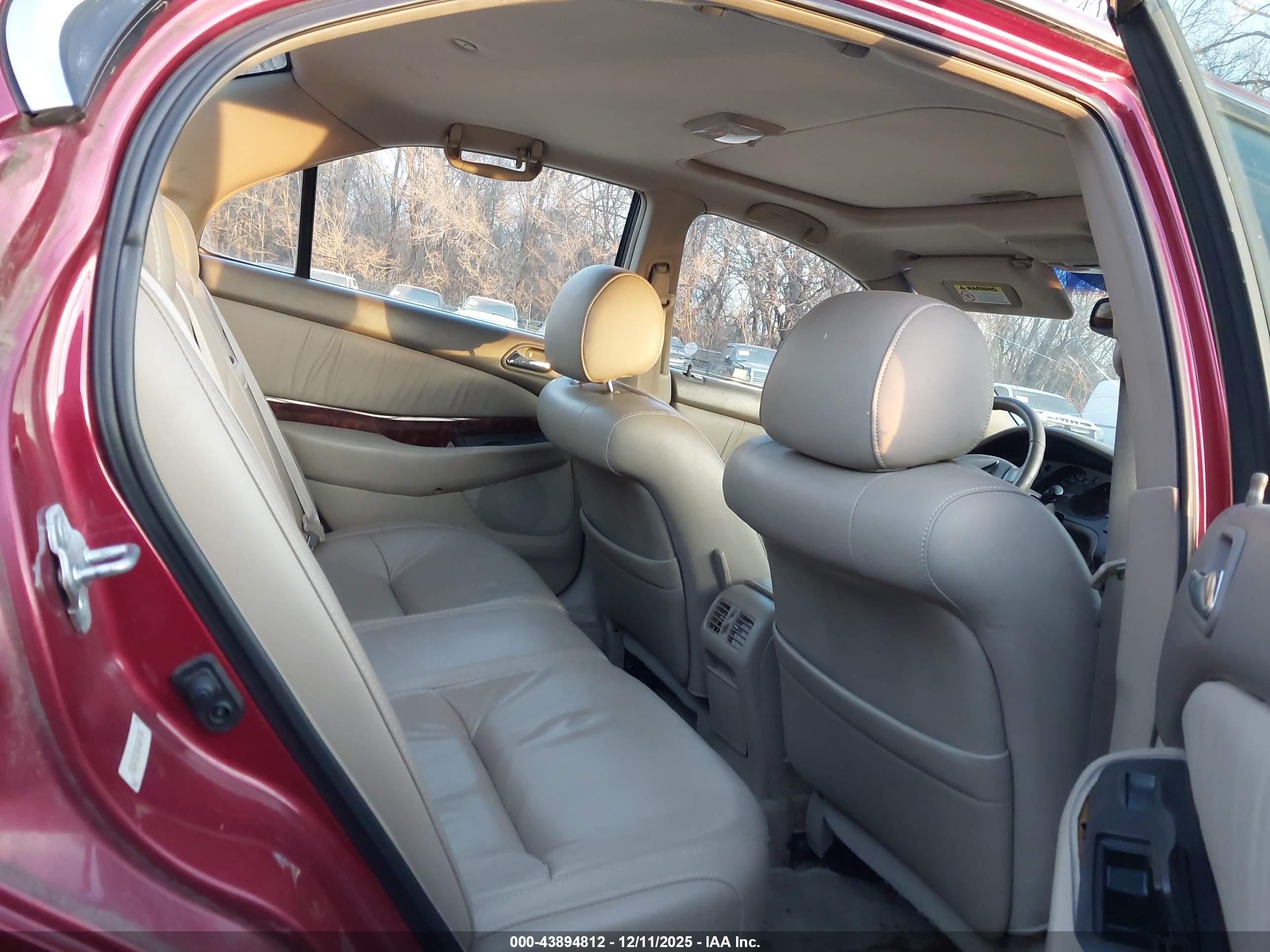 ACURA TL image 8