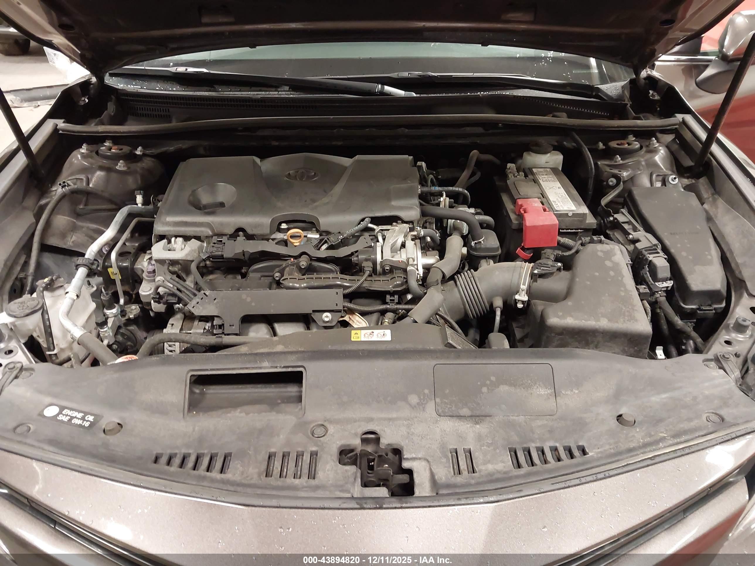 TOYOTA CAMRY image 10