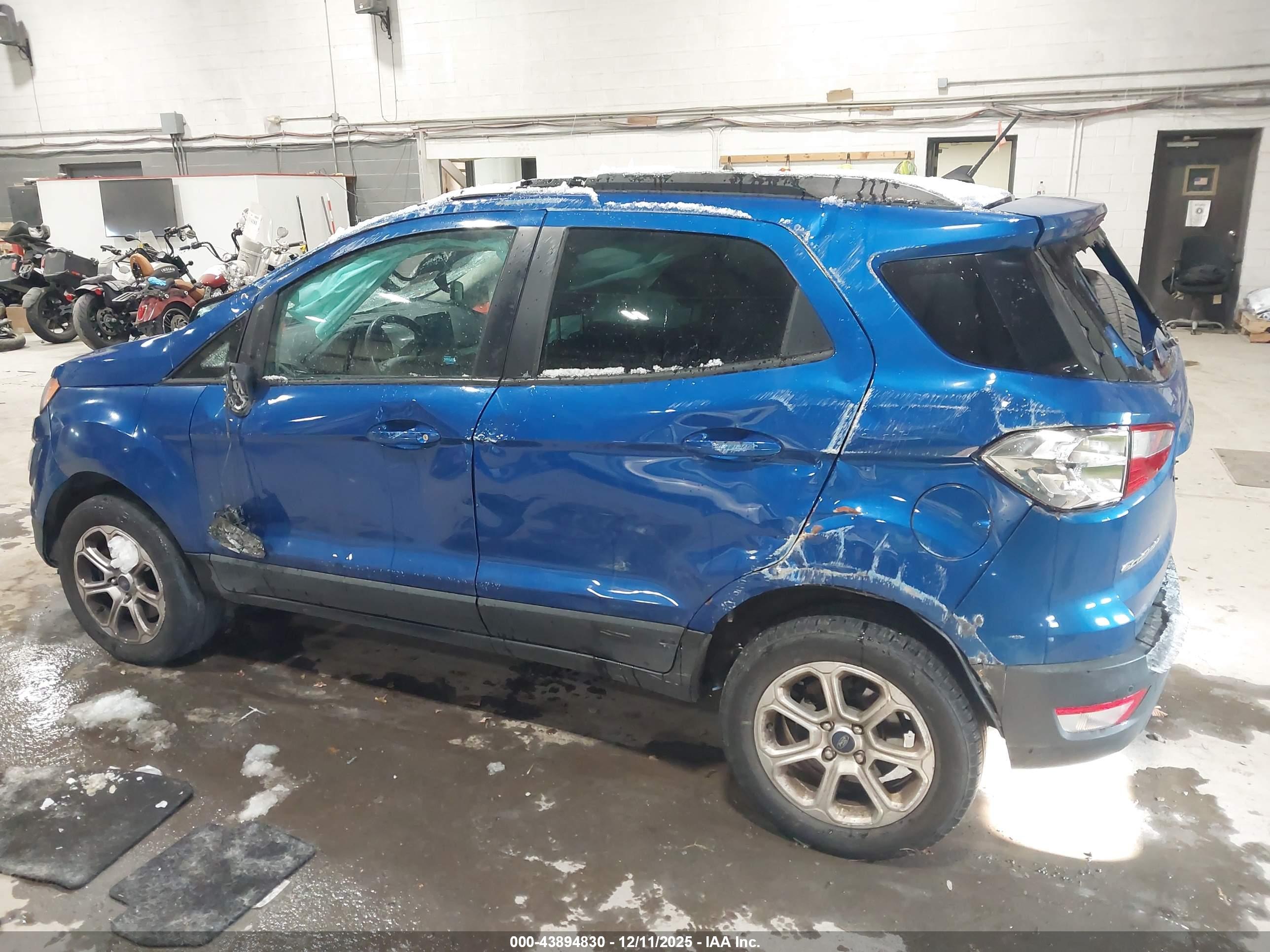 FORD ECOSPORT image 6