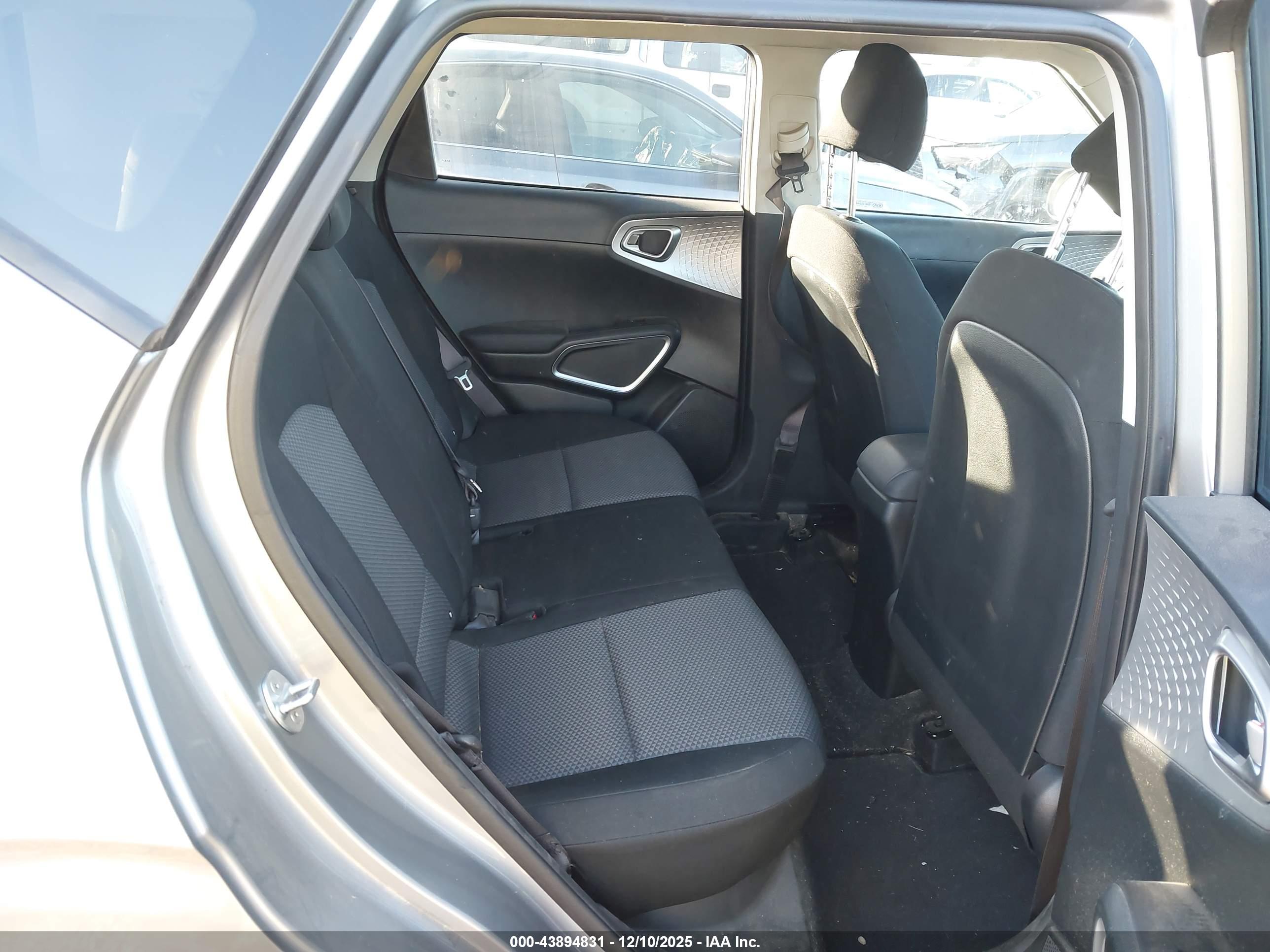 KIA SOUL image 8